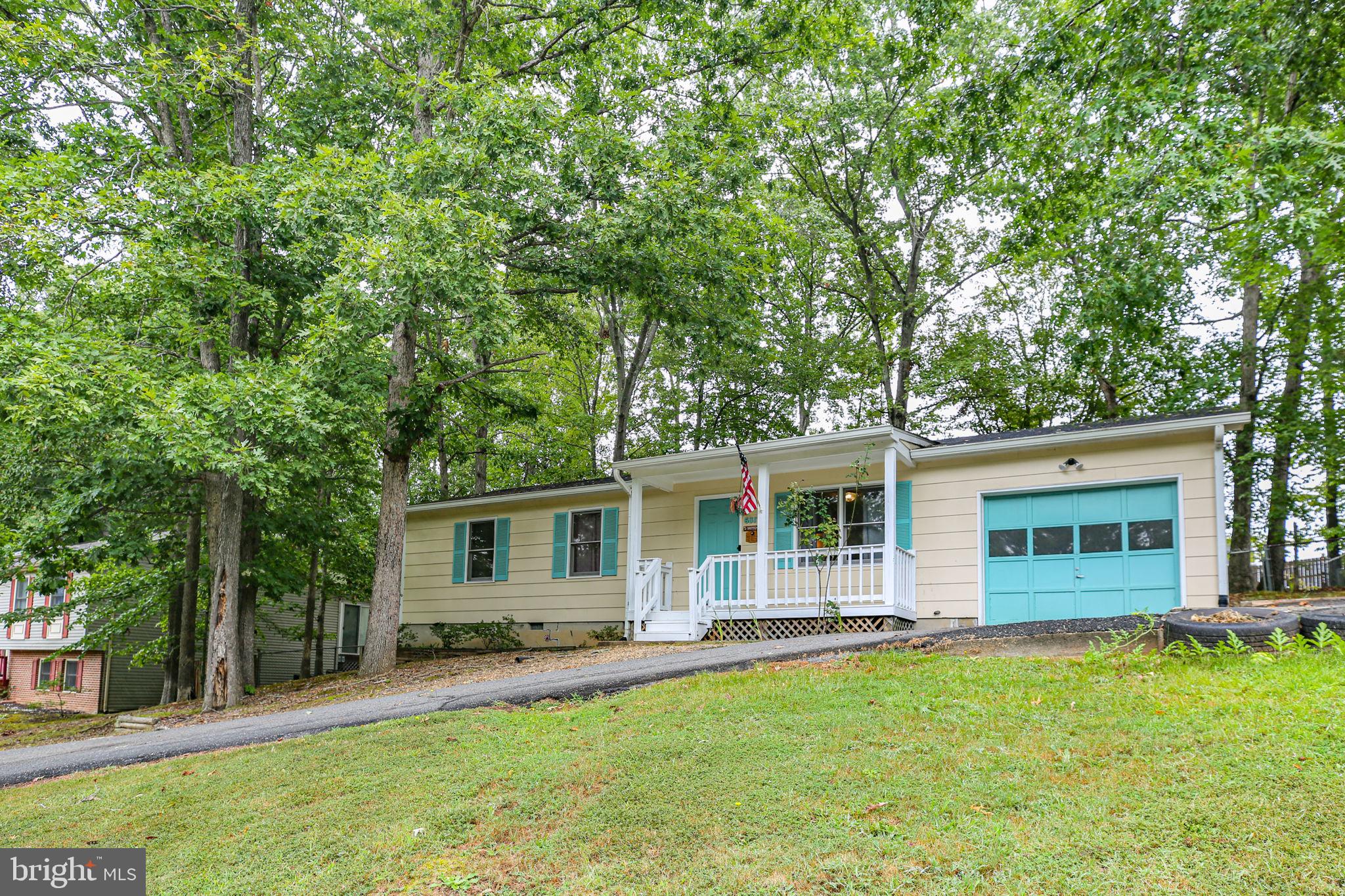 FAIRFIELD WOODS - Residential