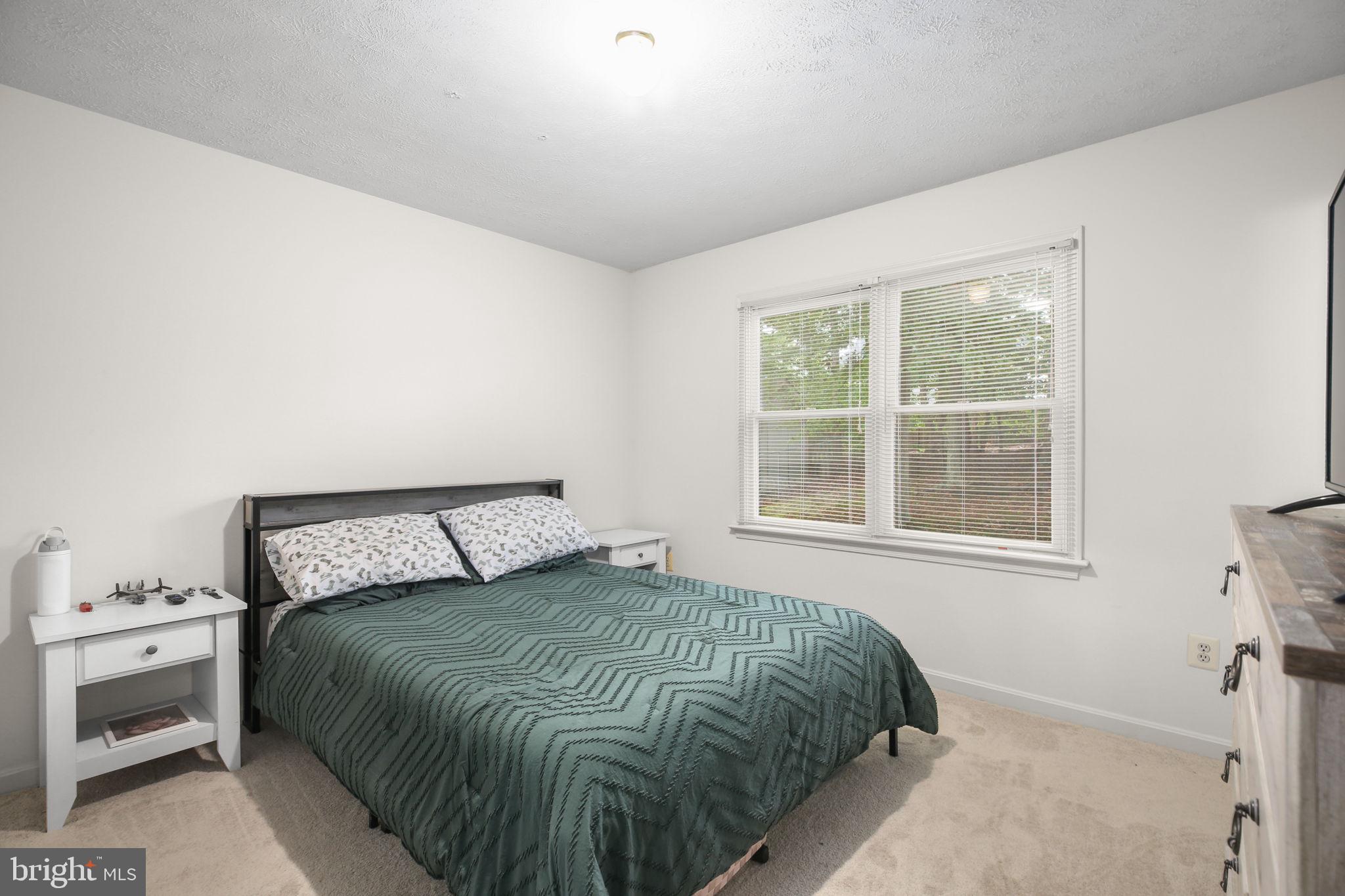 FAIRFIELD WOODS - Residential