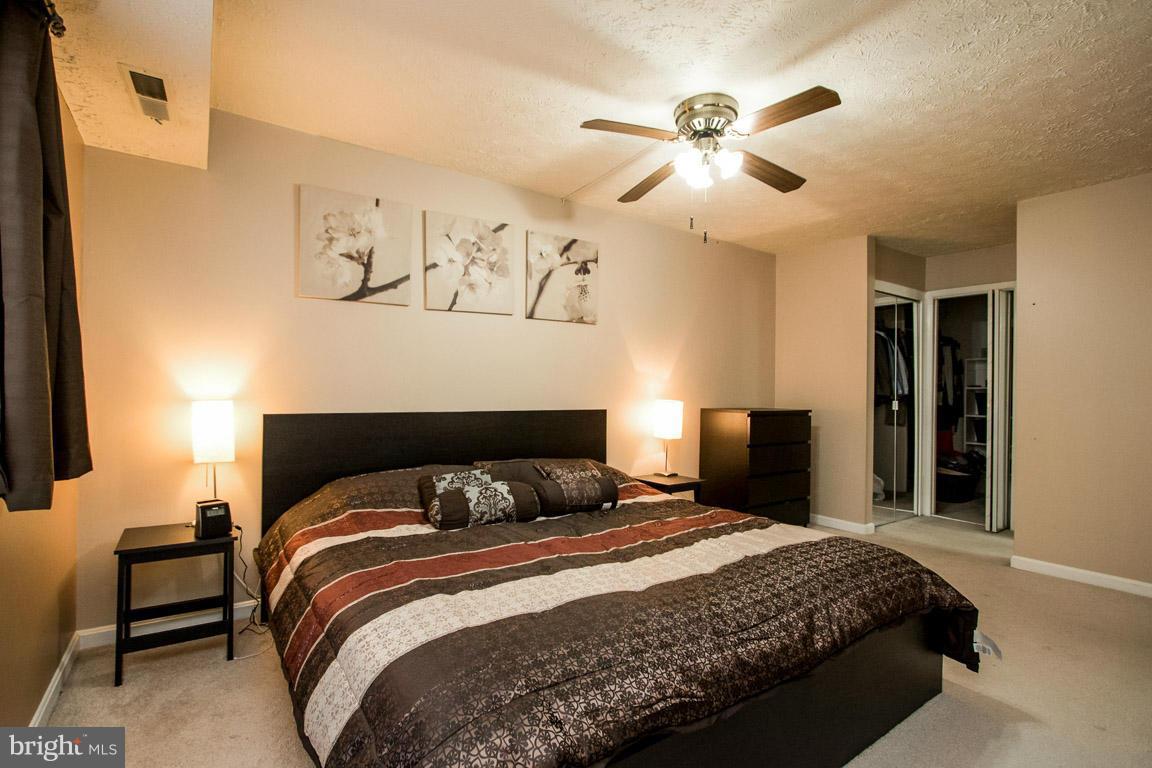 VININGS CONDO - Residential