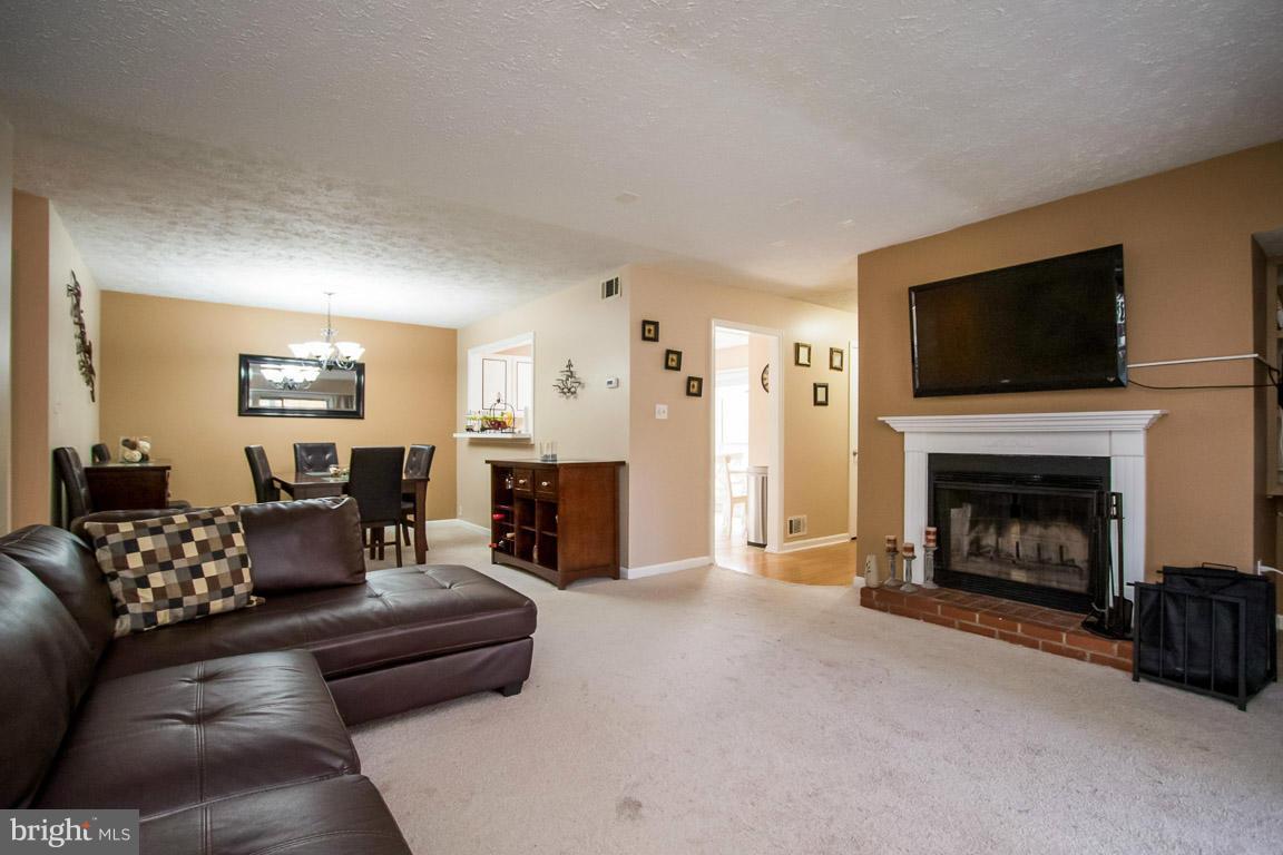 VININGS CONDO - Residential