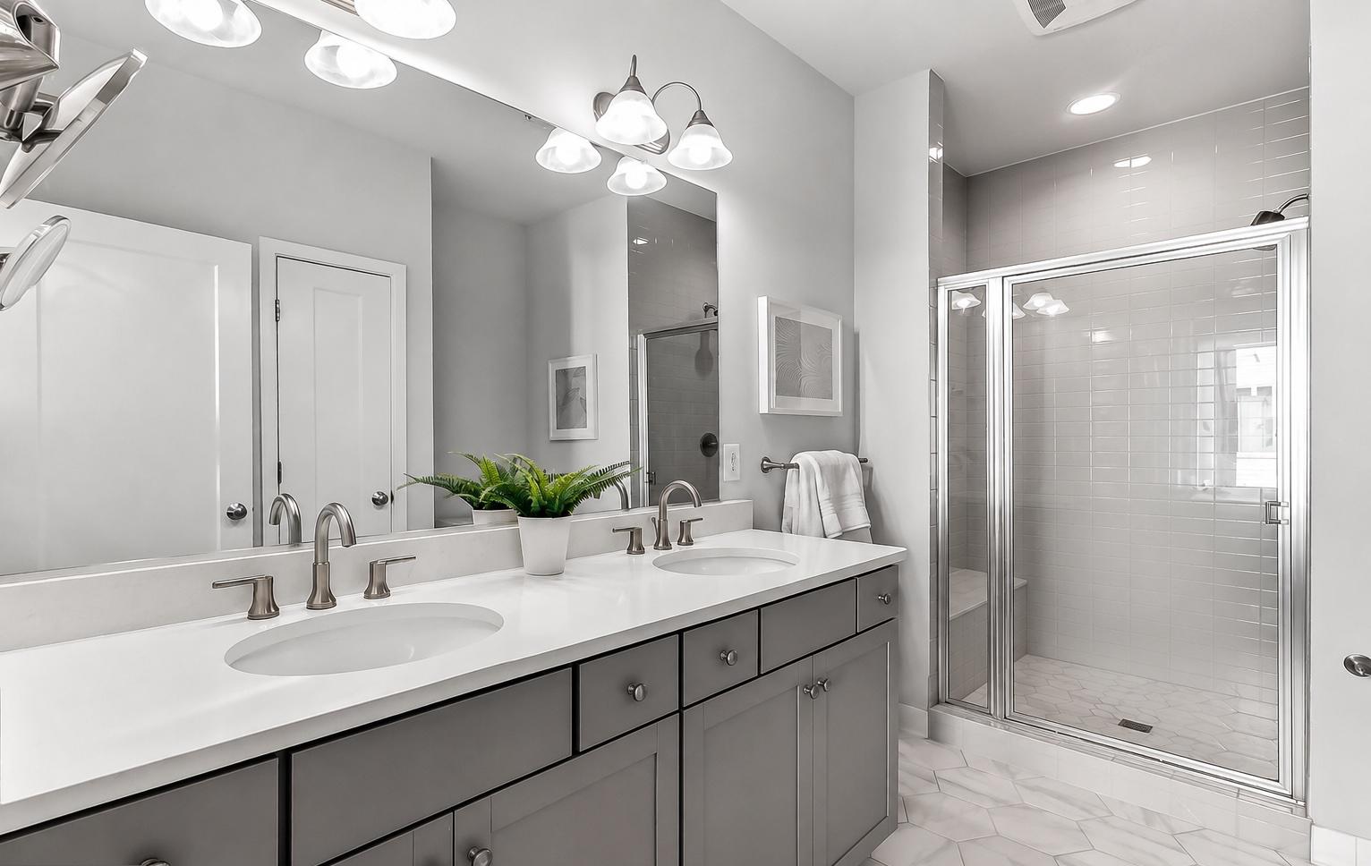 CHAPMAN ROW AT TWINBROOK METRO - Residential