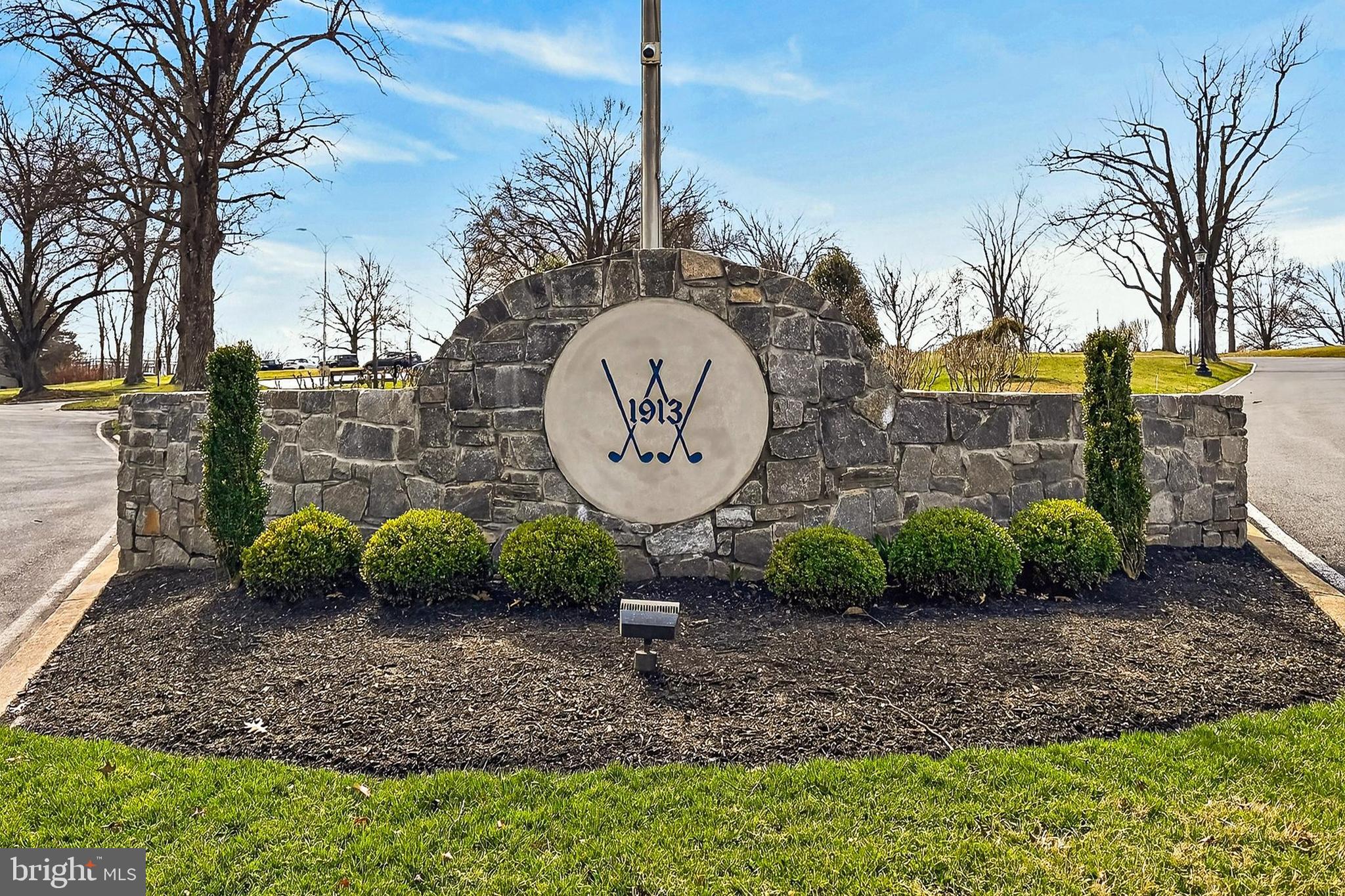 CHAPMAN ROW AT TWINBROOK METRO - Residential