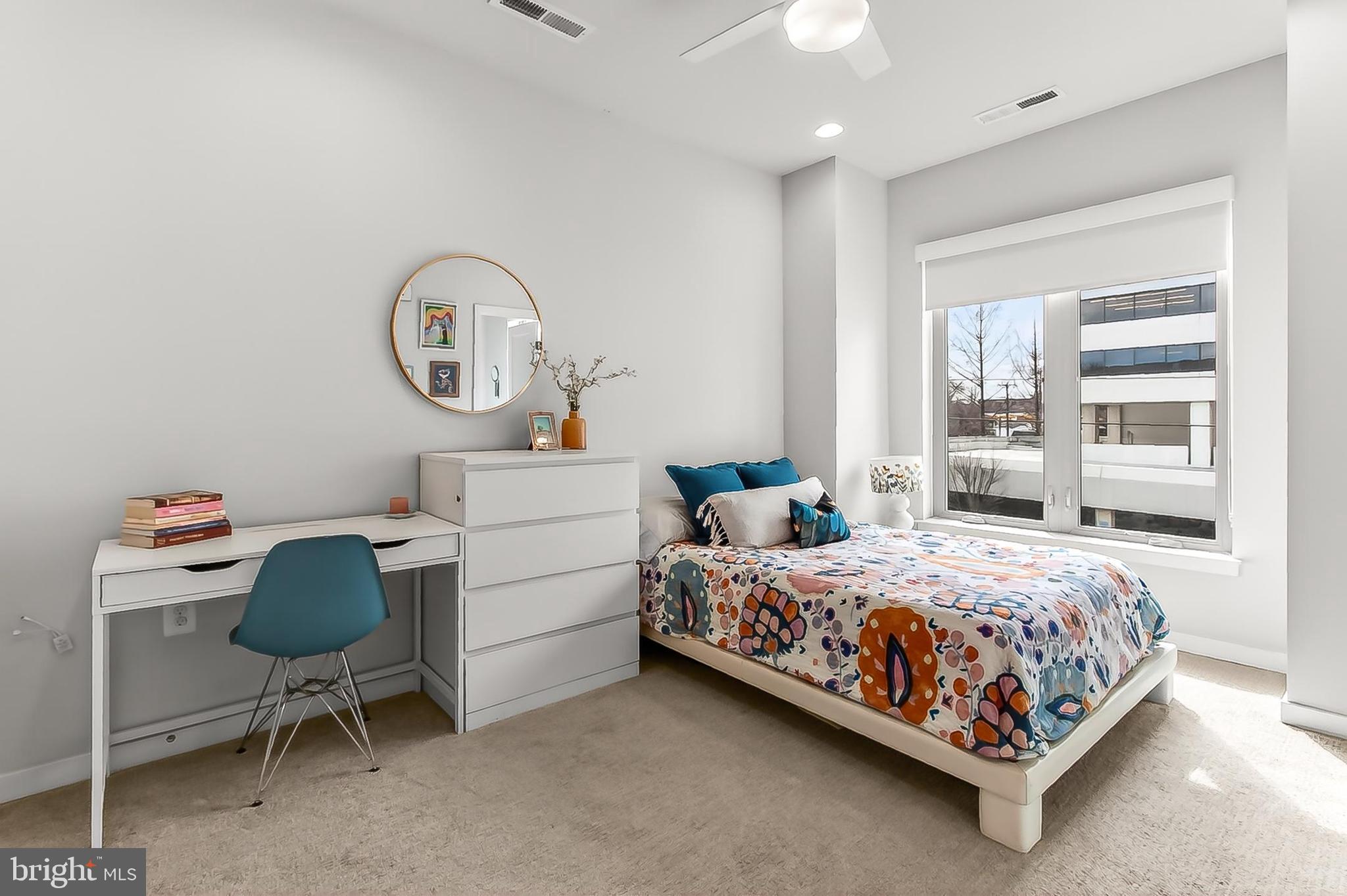 CHAPMAN ROW AT TWINBROOK METRO - Residential