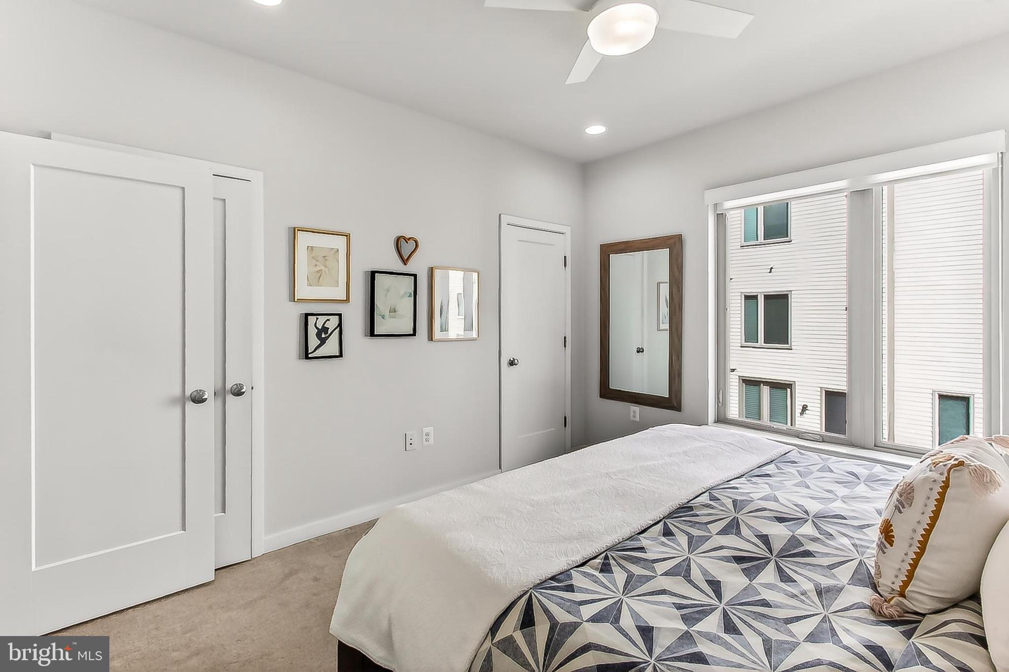 CHAPMAN ROW AT TWINBROOK METRO - Residential