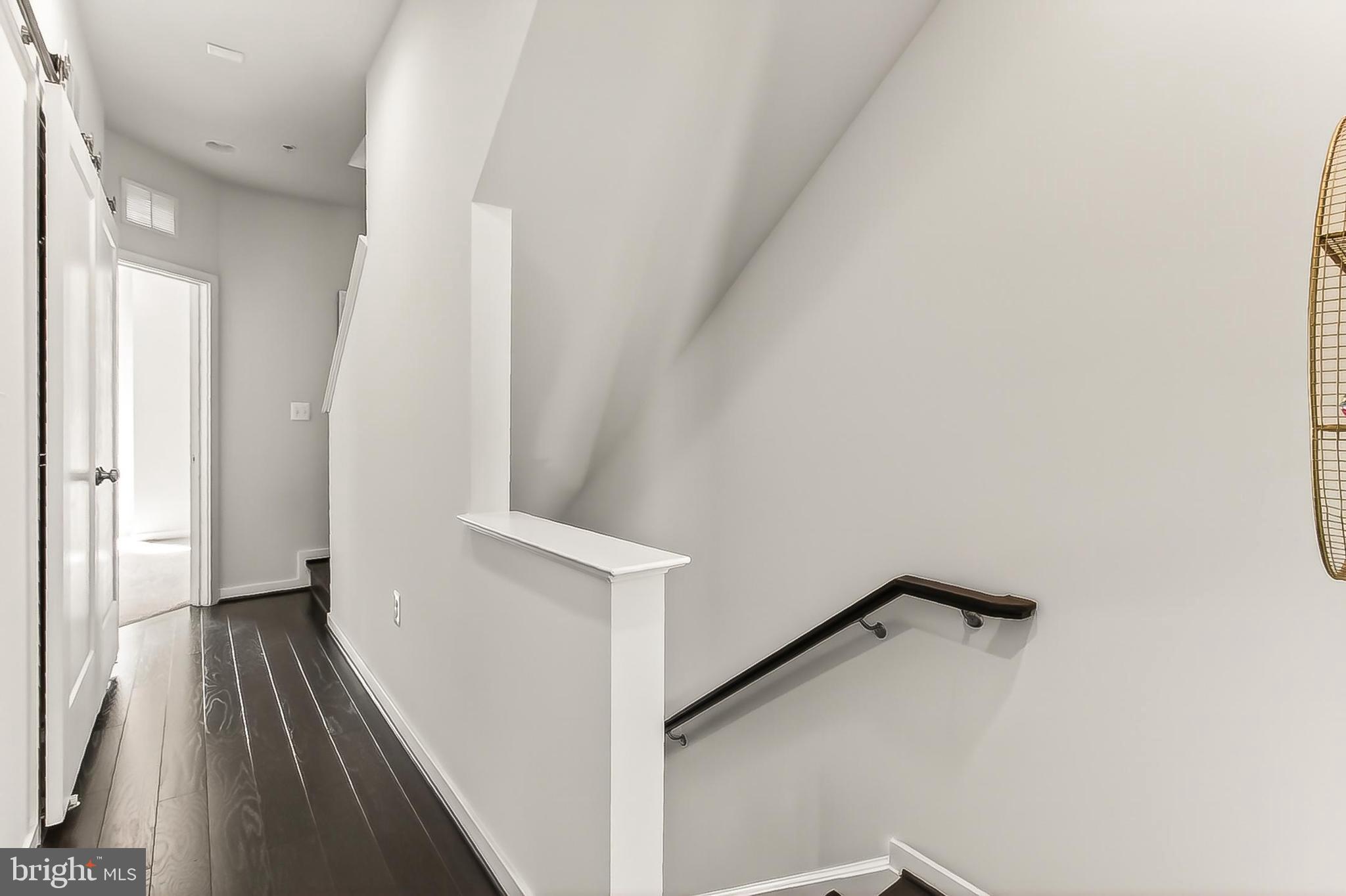 CHAPMAN ROW AT TWINBROOK METRO - Residential