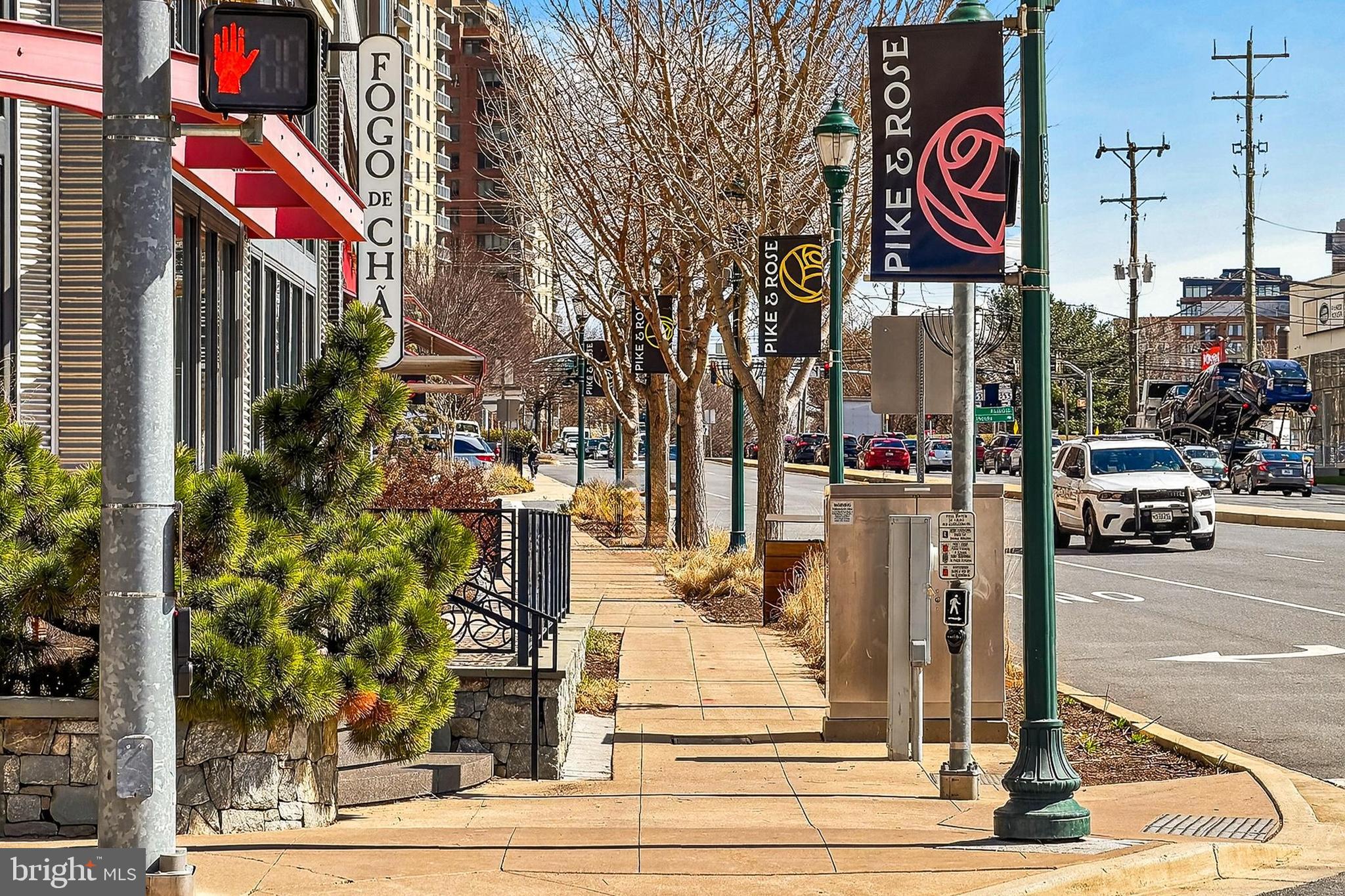 CHAPMAN ROW AT TWINBROOK METRO - Residential