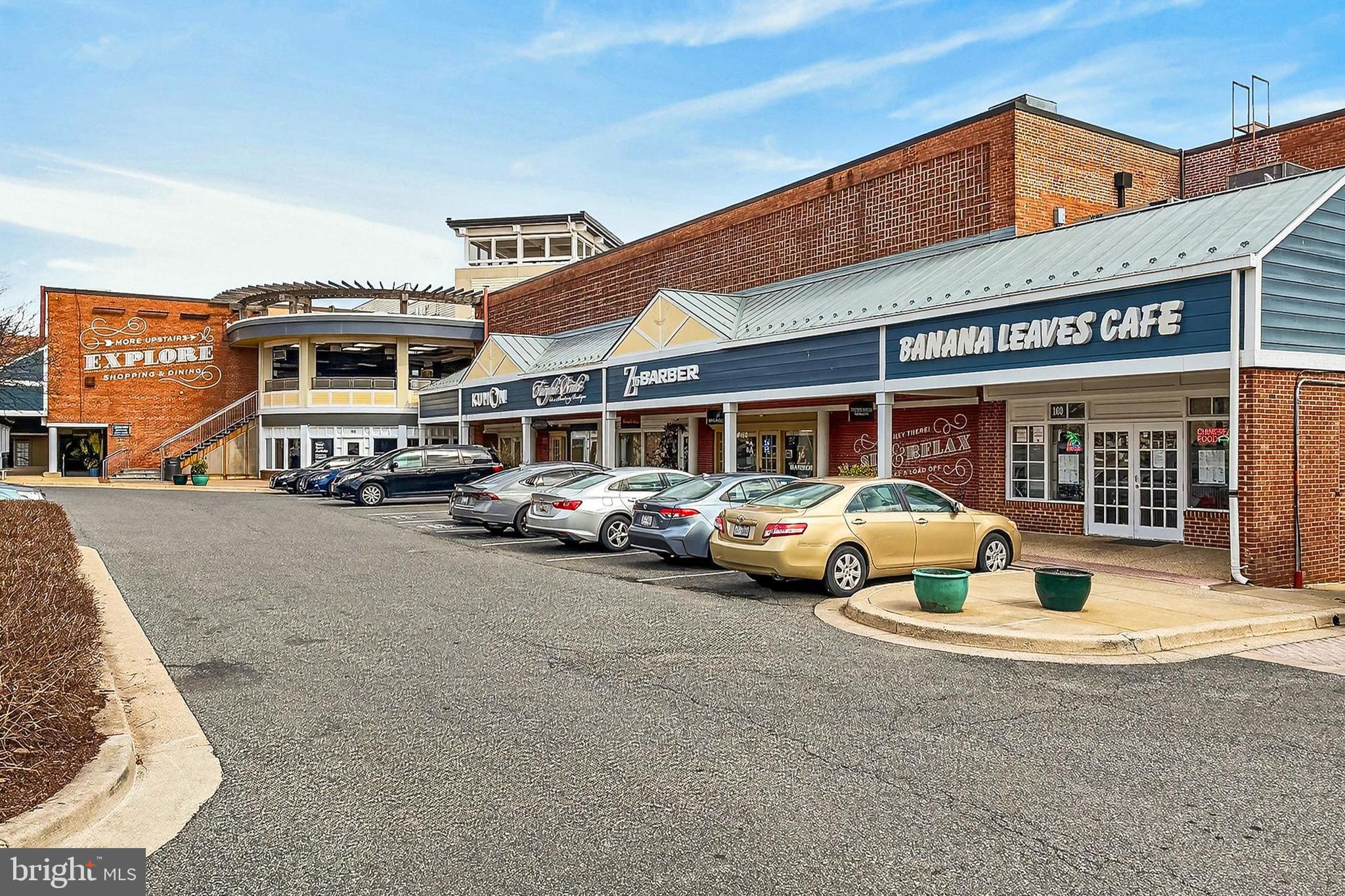 CHAPMAN ROW AT TWINBROOK METRO - Residential