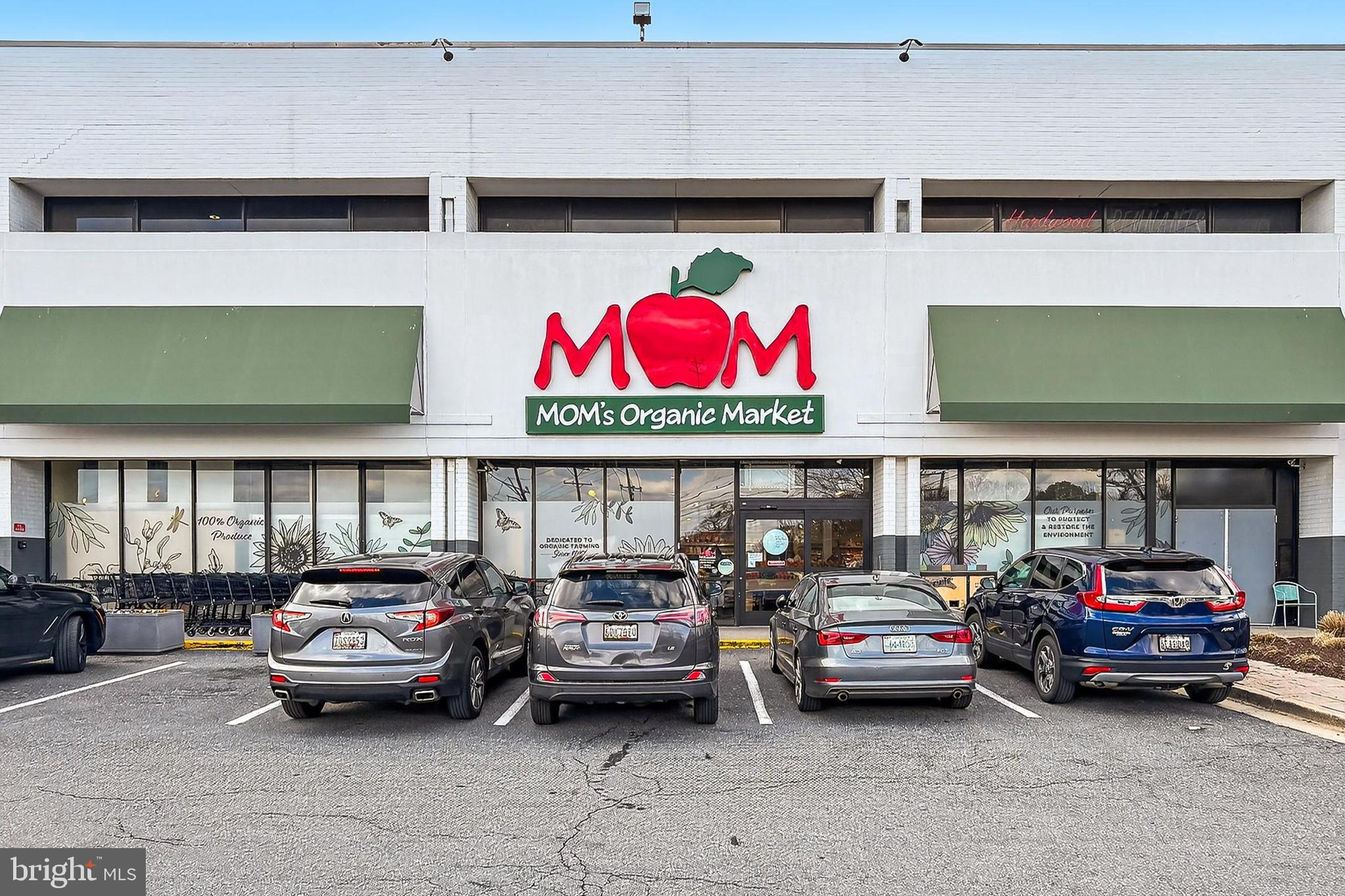 CHAPMAN ROW AT TWINBROOK METRO - Residential