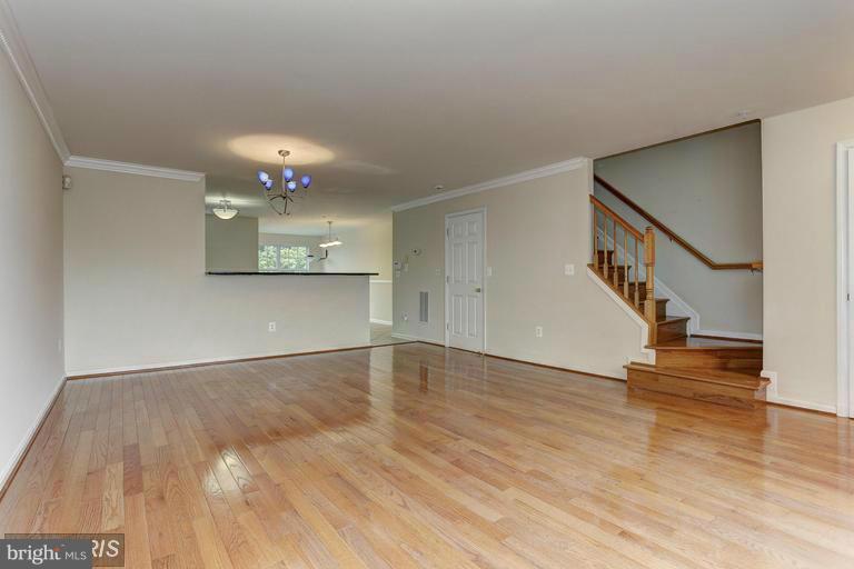 VISTA GARDENS PLAT 1> - Residential Lease