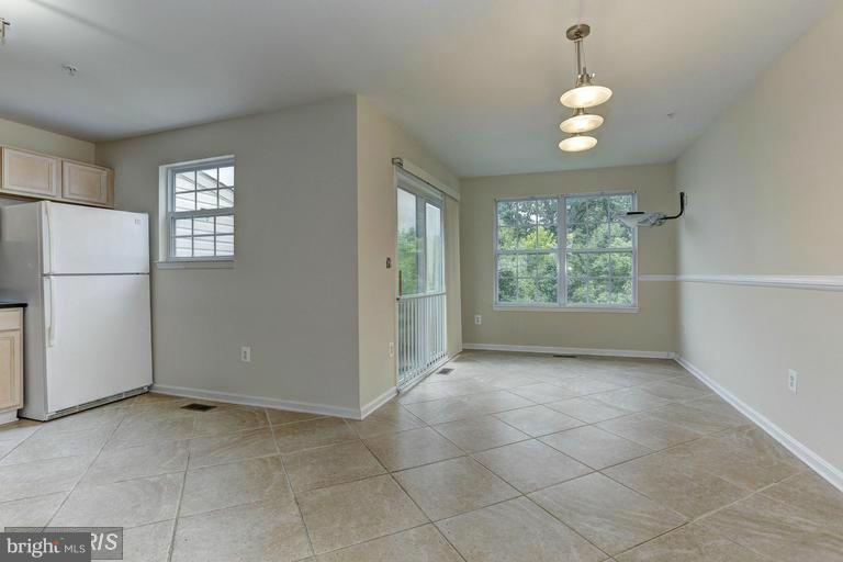 VISTA GARDENS PLAT 1> - Residential Lease