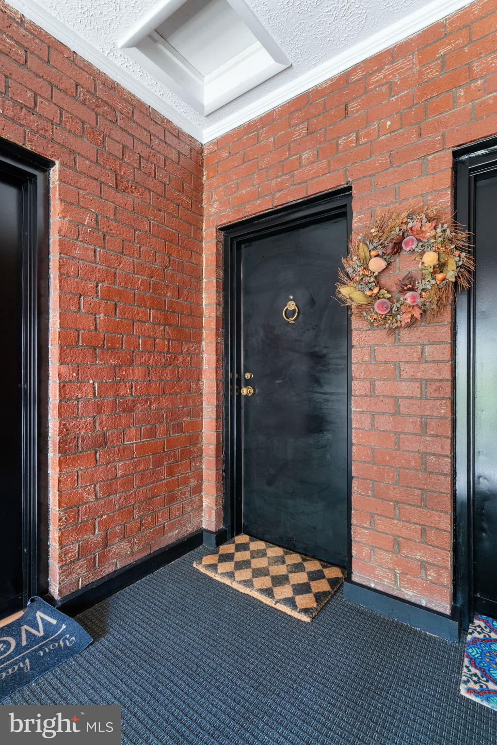205 SKYHILL ROAD 8