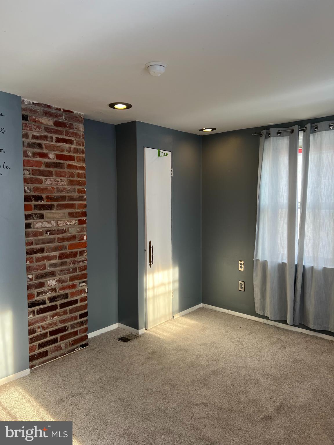 HOLMESBURG - Residential