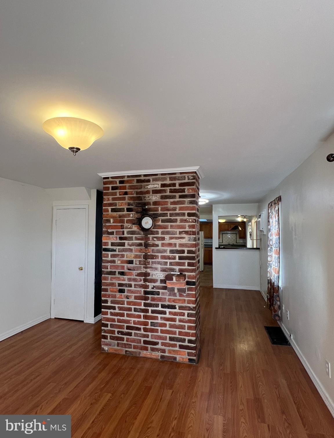 8048 MONTAGUE STREET