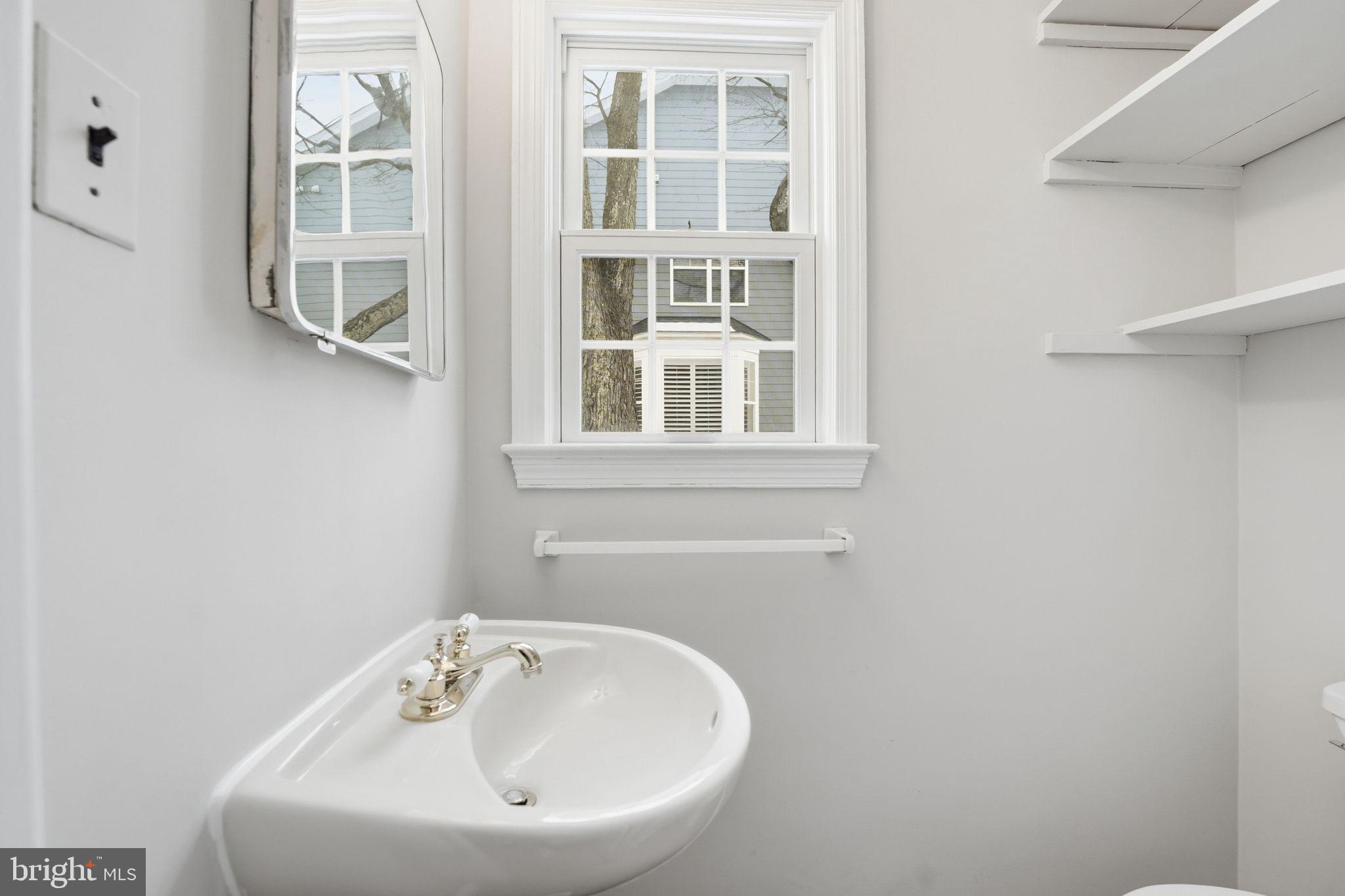 BROYHILL HEIGHTS - Residential