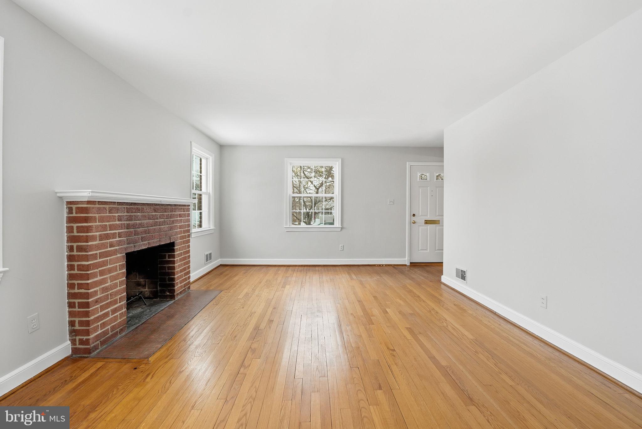 BROYHILL HEIGHTS - Residential