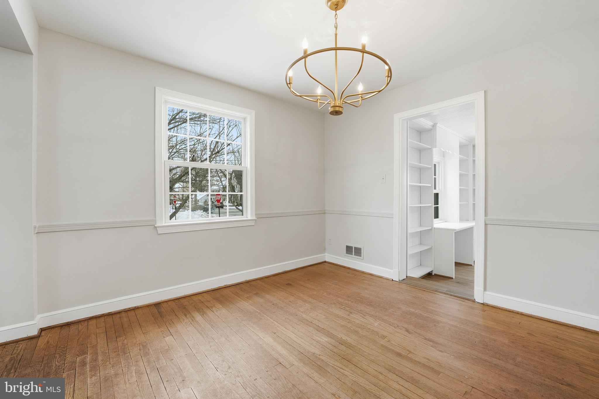 BROYHILL HEIGHTS - Residential