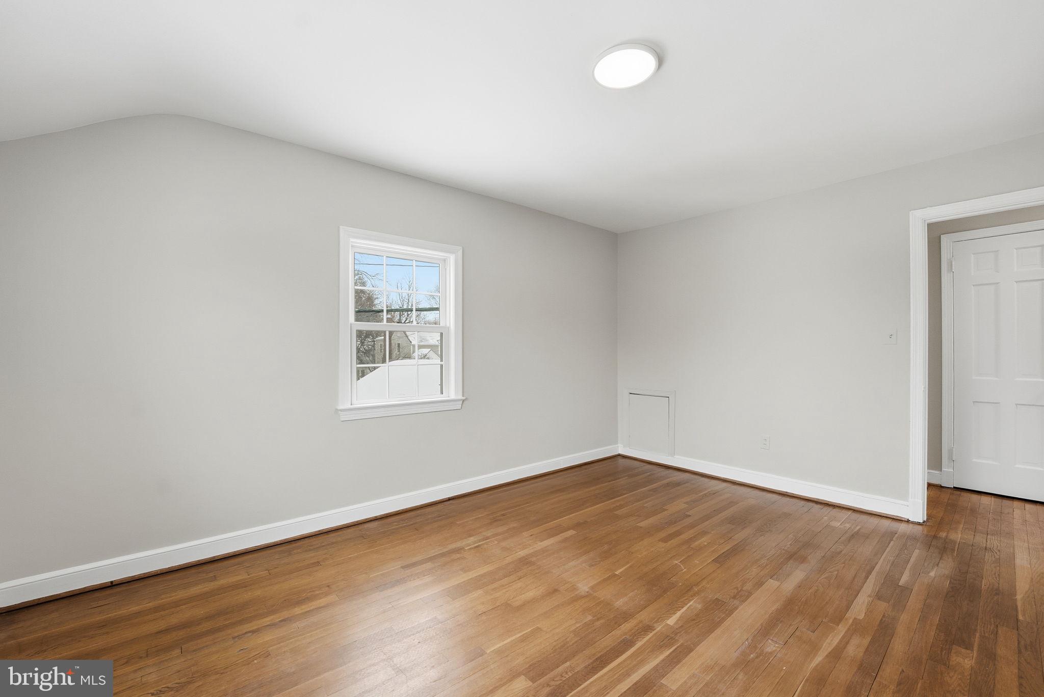 BROYHILL HEIGHTS - Residential