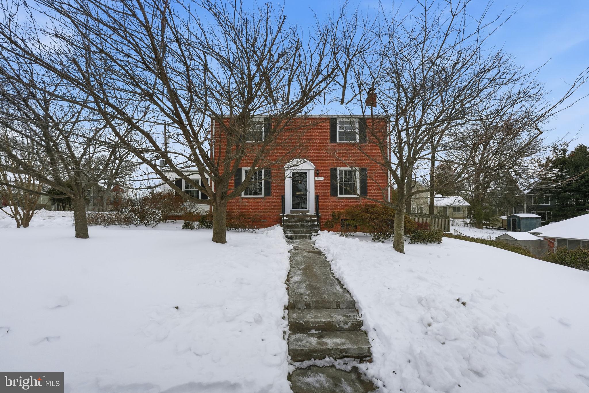 BROYHILL HEIGHTS - Residential