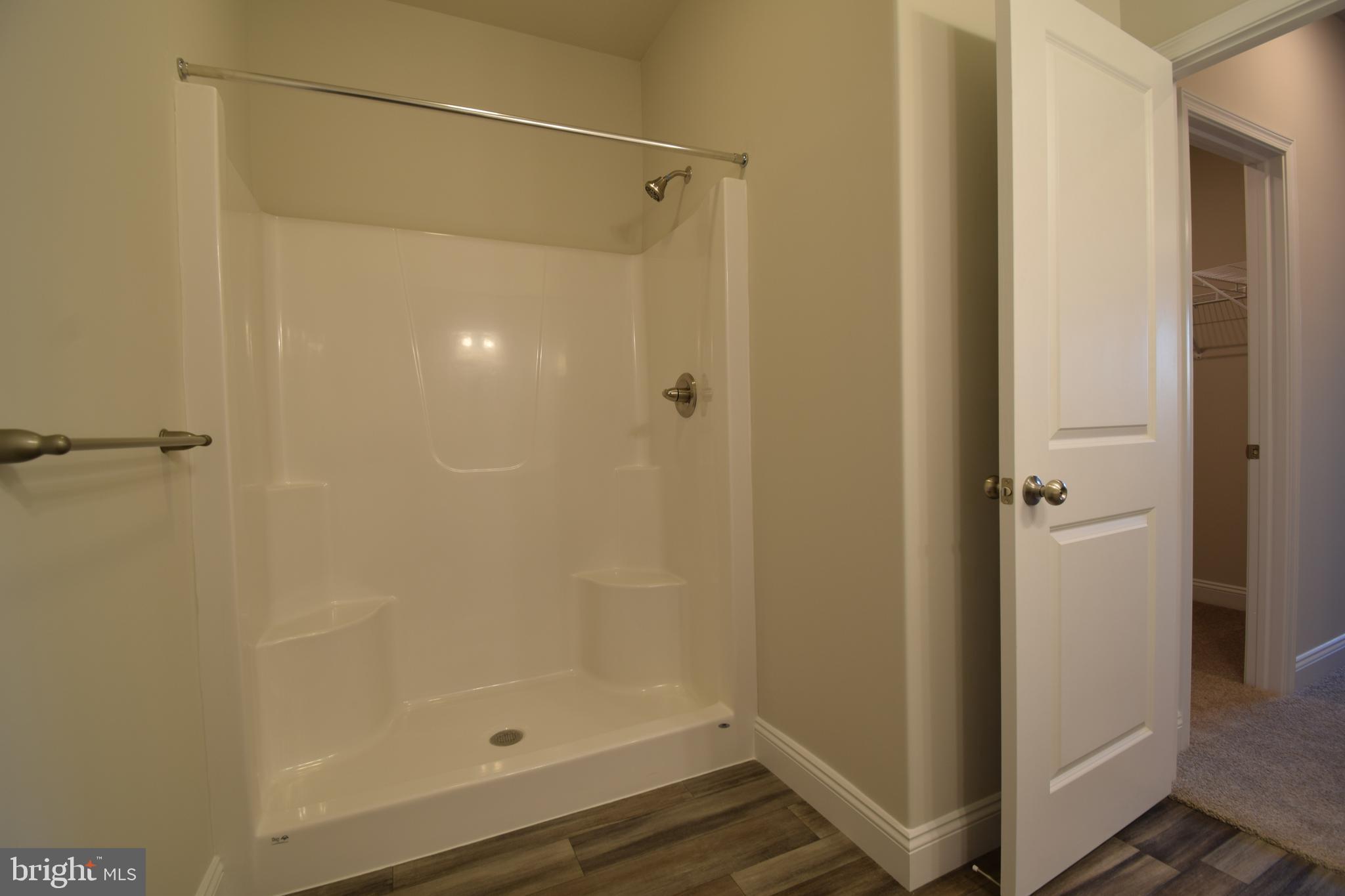 MCINTOSH FARMS - Residential