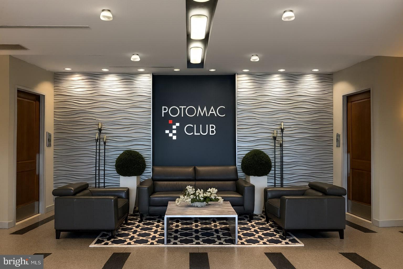 POTOMAC CLUB - Residential