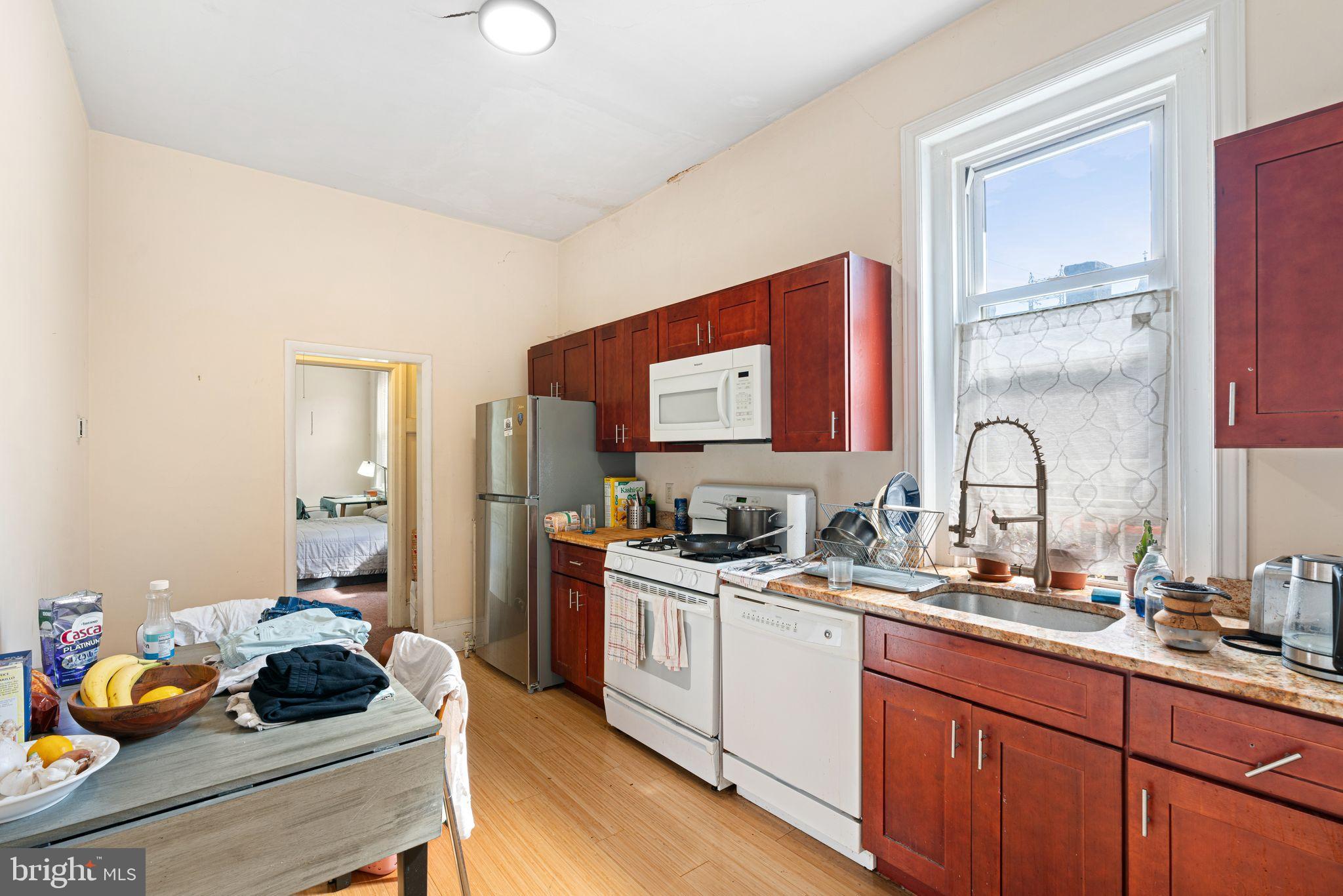 MANAYUNK - Commercial Sale