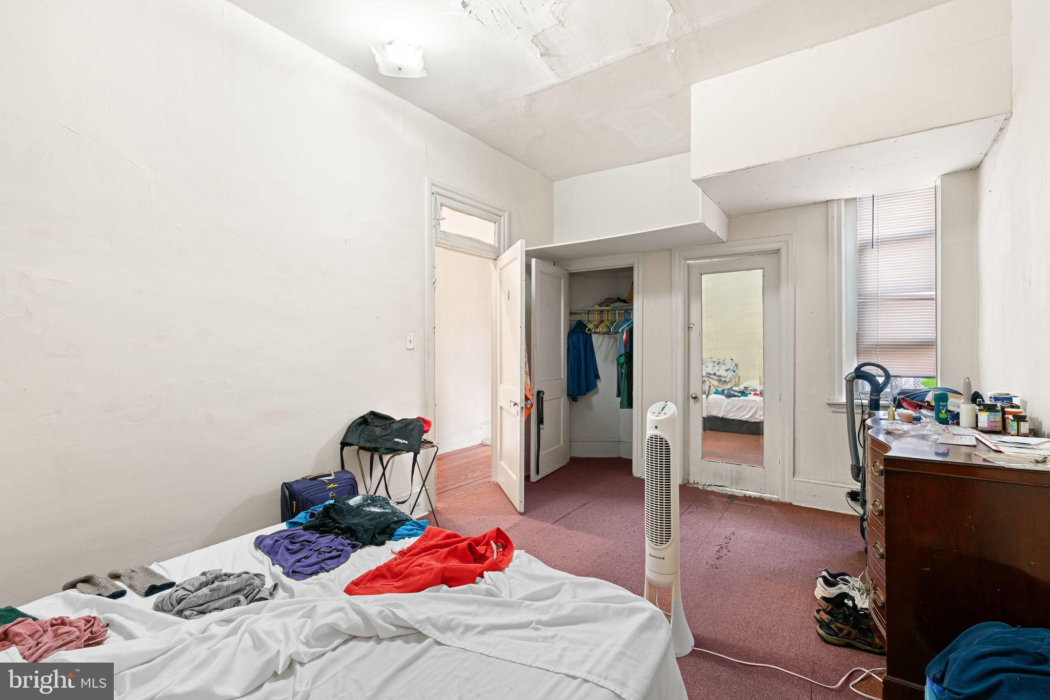 MANAYUNK - Commercial Sale