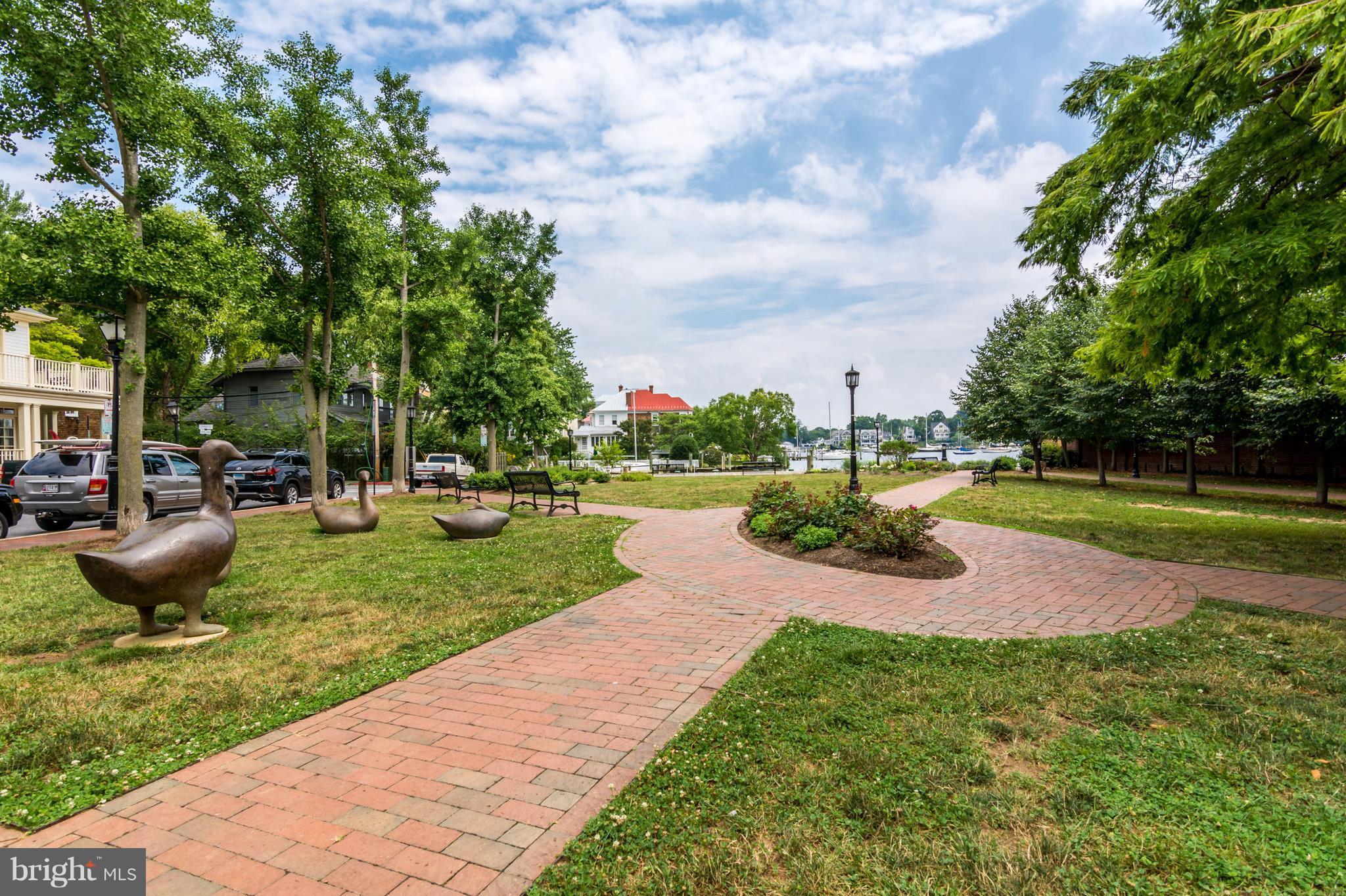 HISTORIC DISTRICT - Residential