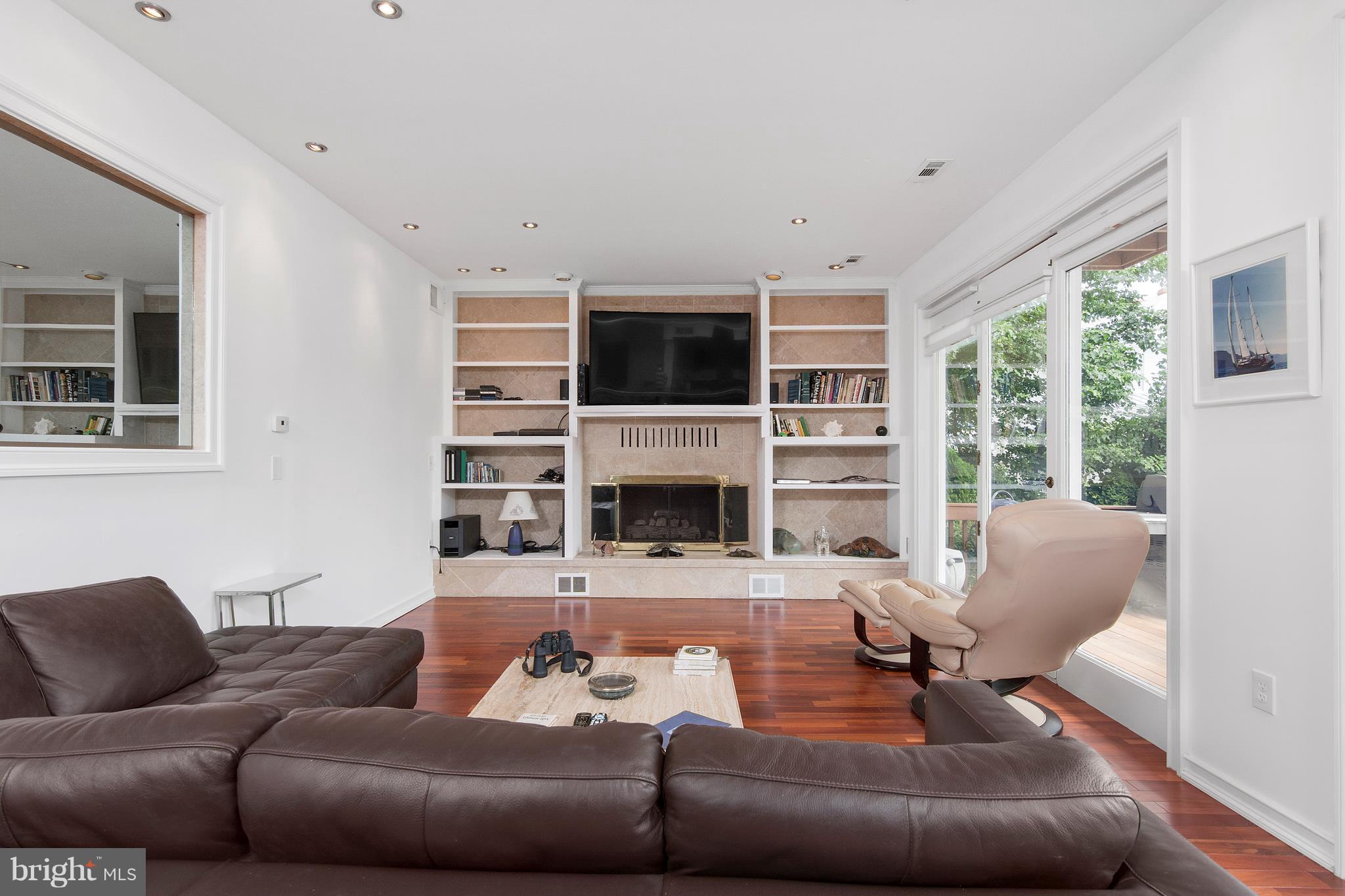 HISTORIC DISTRICT - Residential