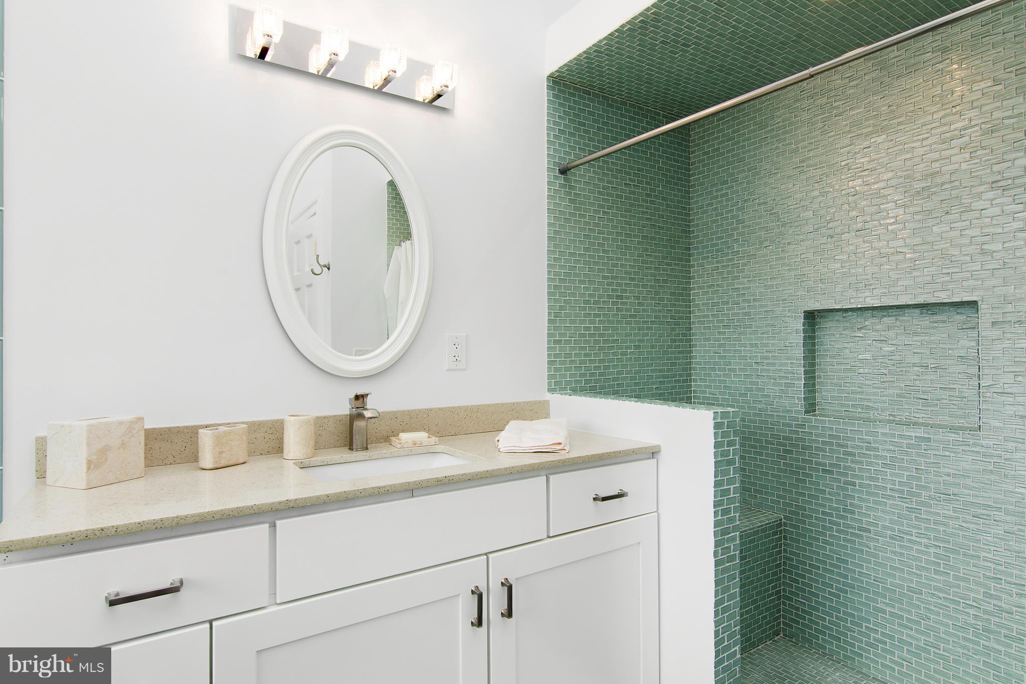 HISTORIC DISTRICT - Residential