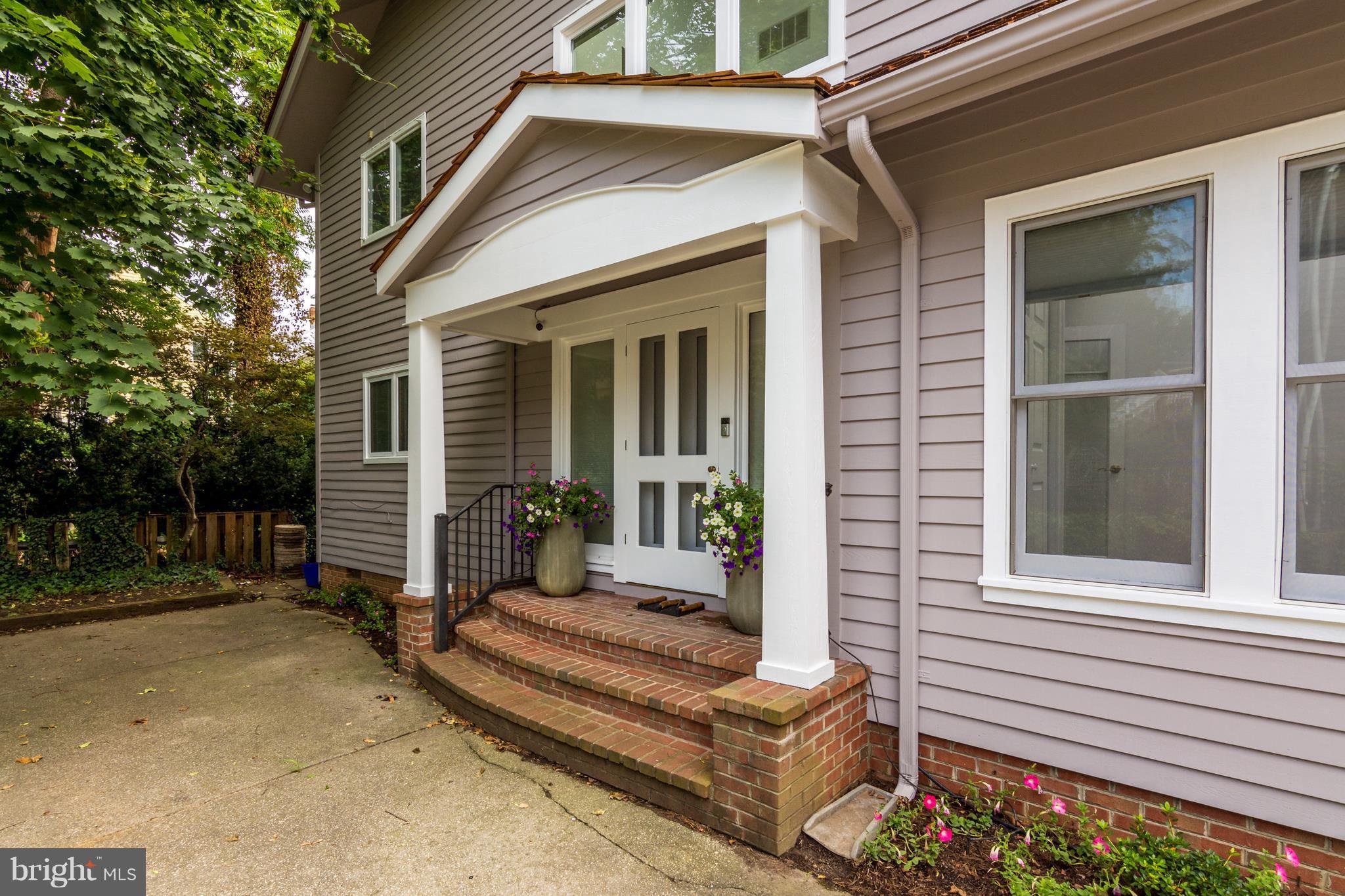 HISTORIC DISTRICT - Residential