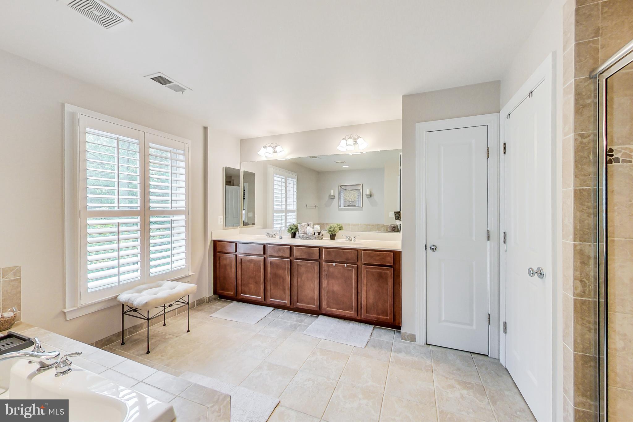 CRANFORD AT GUNSTON COVE - Residential