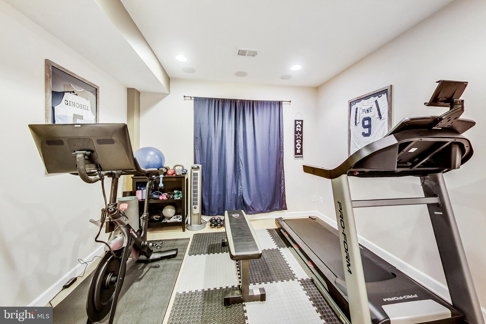 CRANFORD AT GUNSTON COVE - Residential