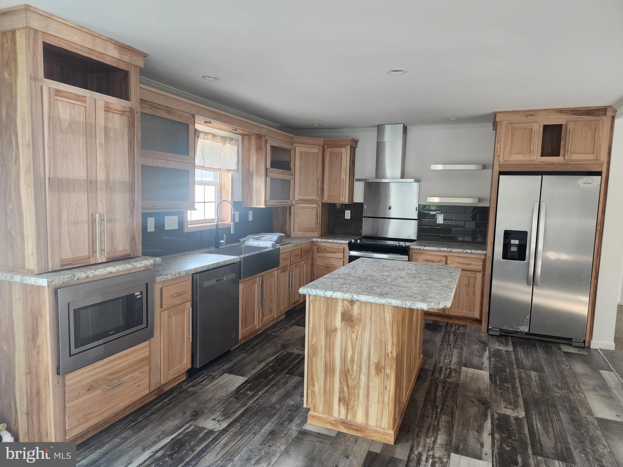 497 ROEDER LANE
