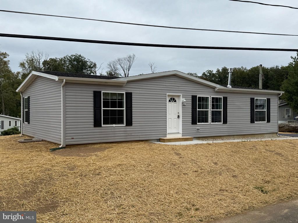 Photo of 497 Roeder Lane, SELLERSVILLE, PA 19440 (MLS # PABU2099252)