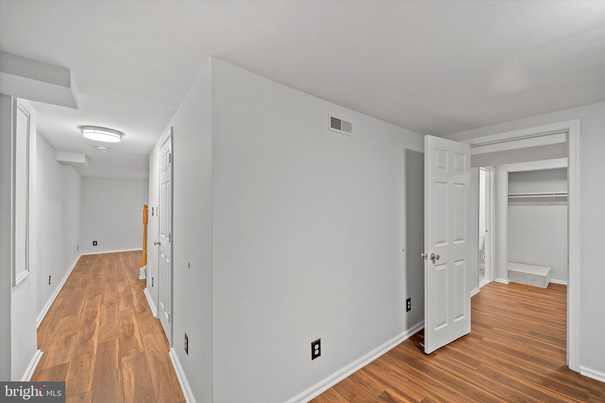 ORANGE HUNT ESTATES - Residential