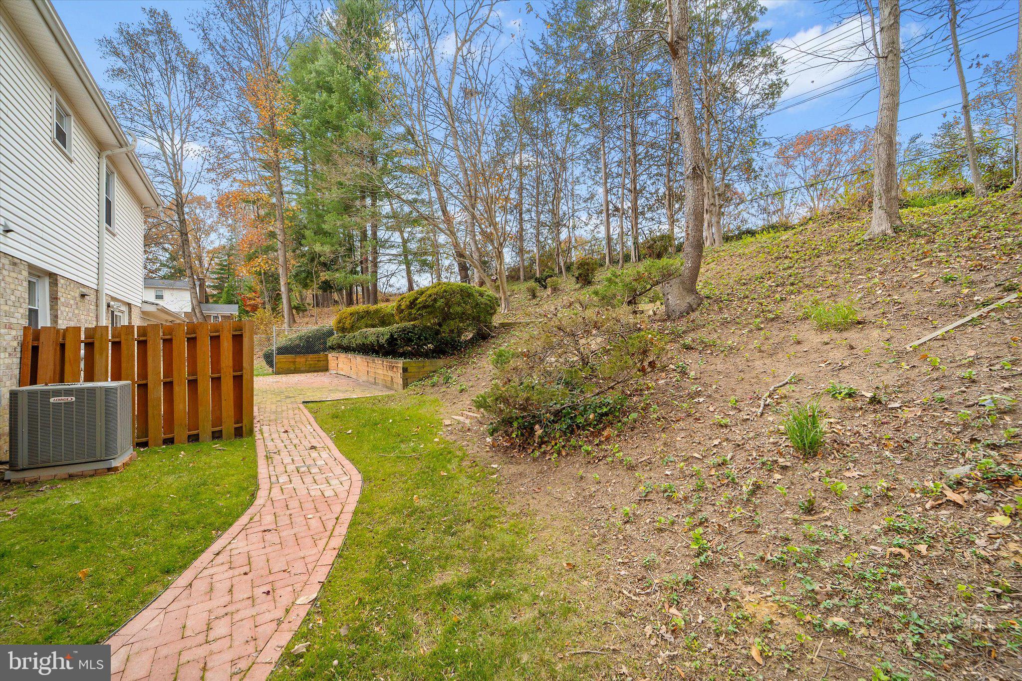 ORANGE HUNT ESTATES - Residential