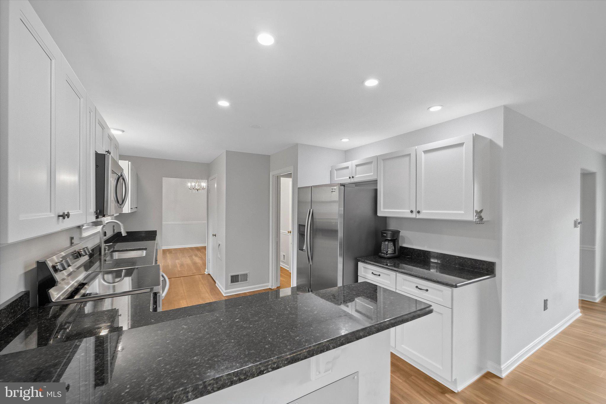 ORANGE HUNT ESTATES - Residential