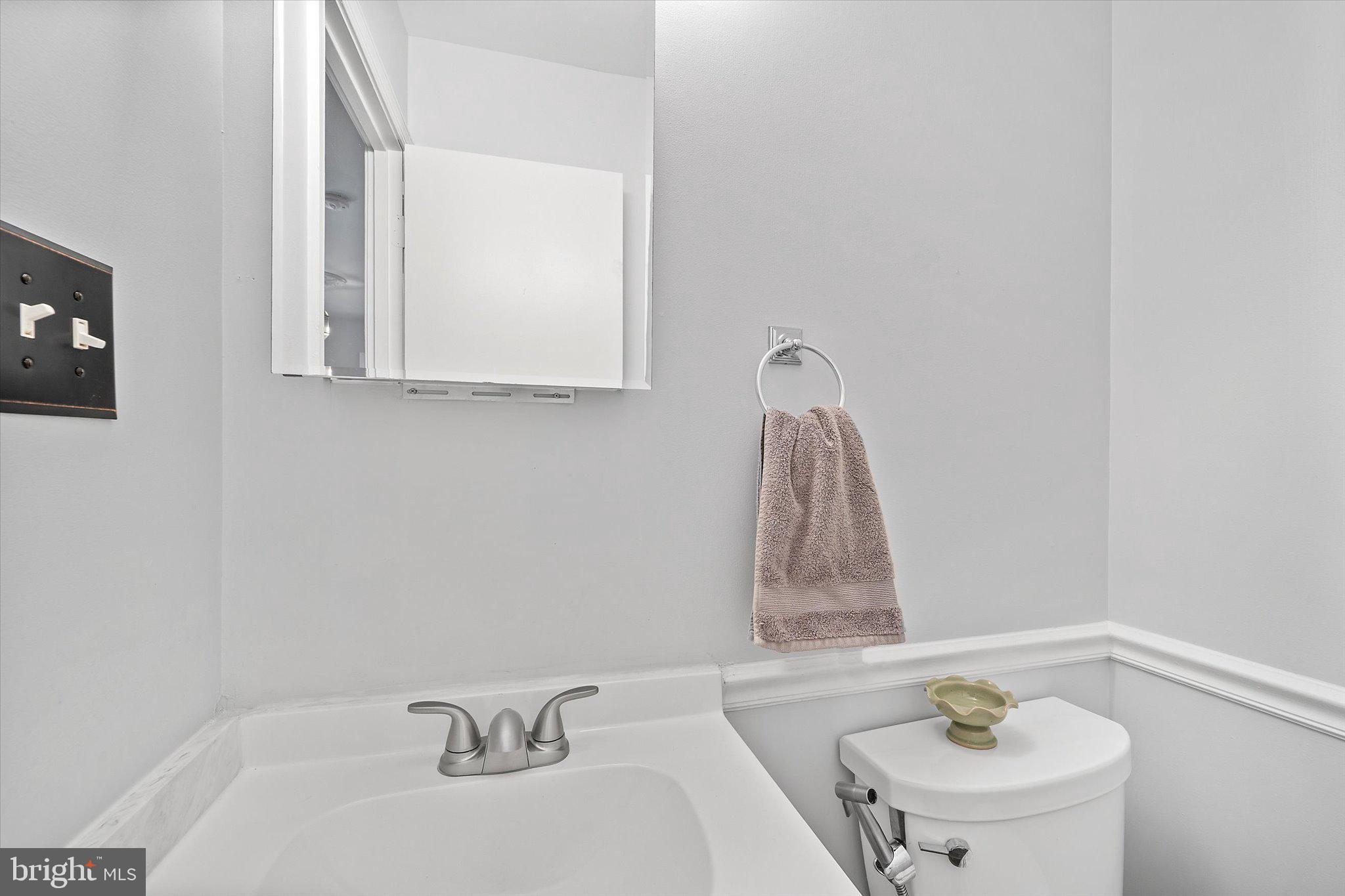 ORANGE HUNT ESTATES - Residential