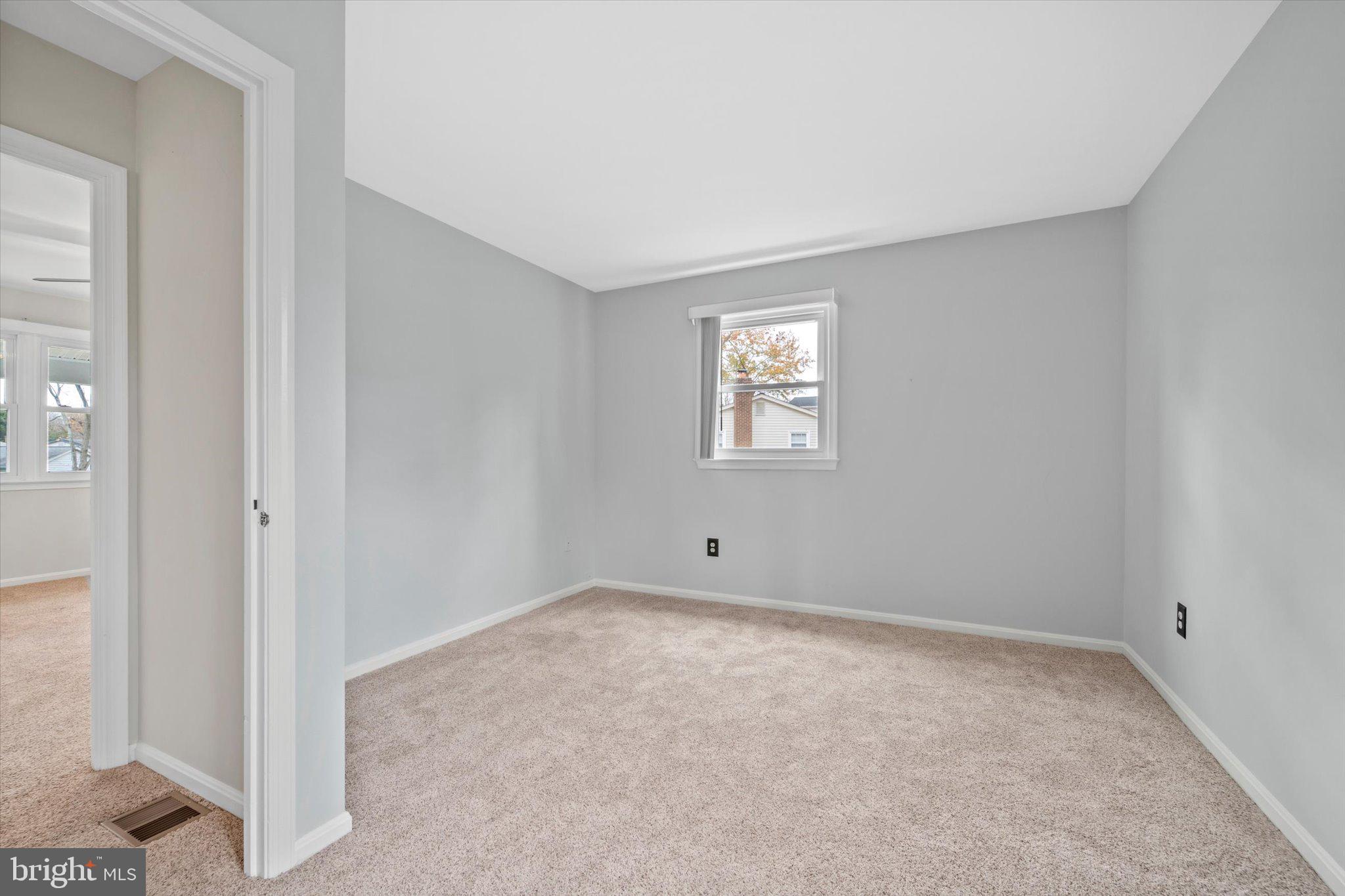 ORANGE HUNT ESTATES - Residential