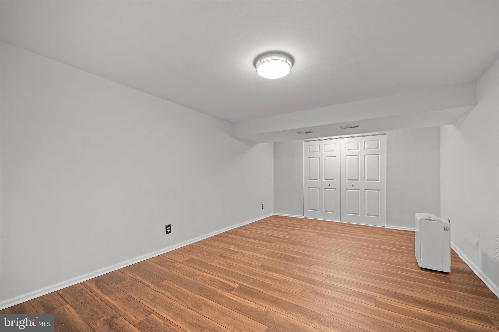 ORANGE HUNT ESTATES - Residential