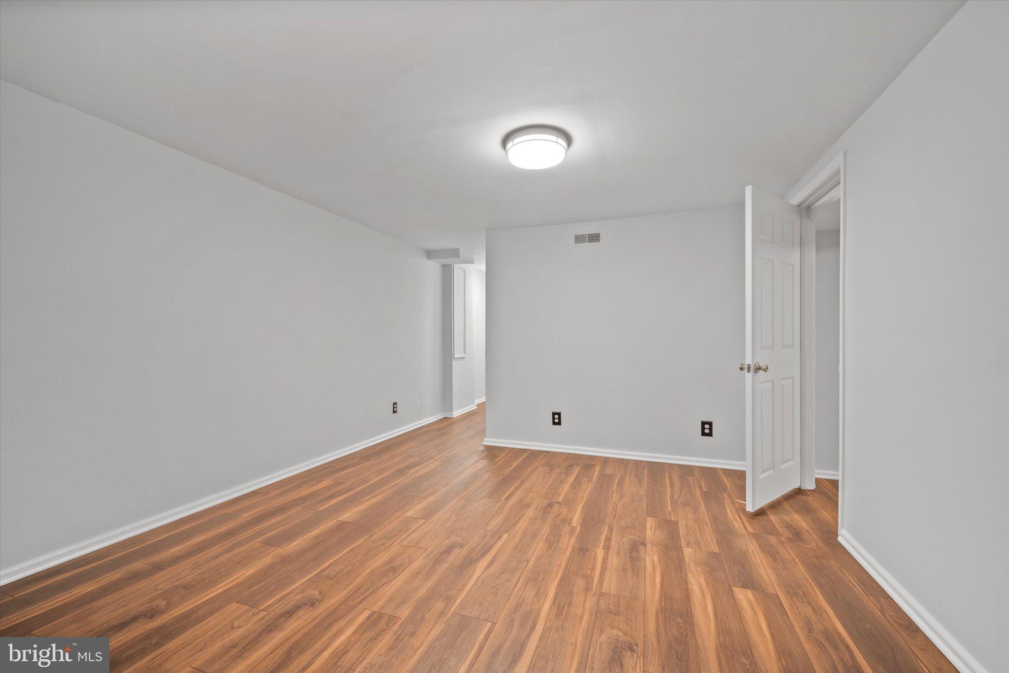 ORANGE HUNT ESTATES - Residential