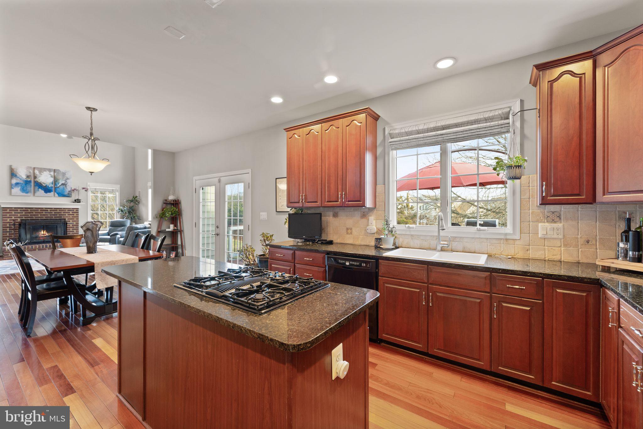 BELMONT COUNTRY CLUB - Residential