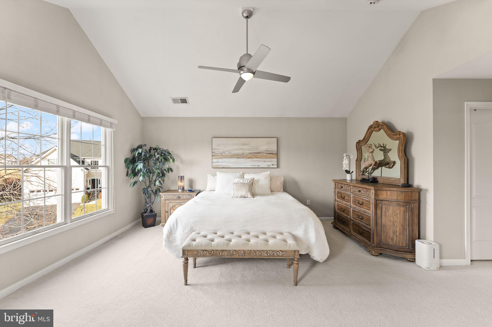 BELMONT COUNTRY CLUB - Residential