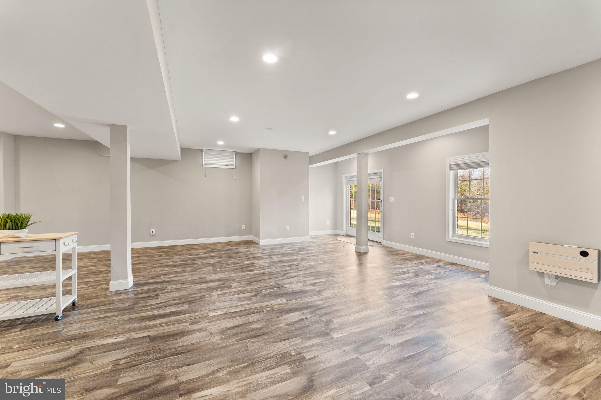 BELMONT COUNTRY CLUB - Residential