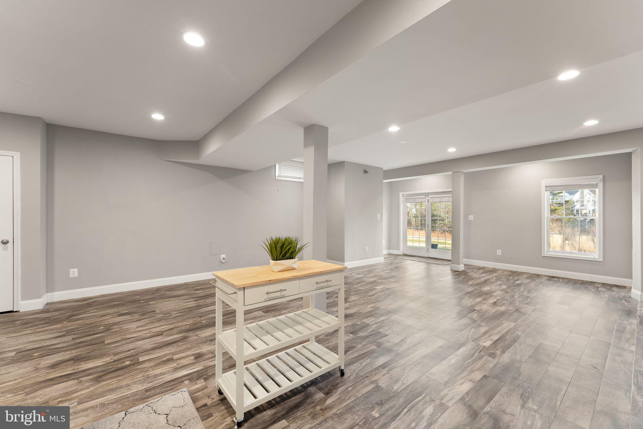 BELMONT COUNTRY CLUB - Residential