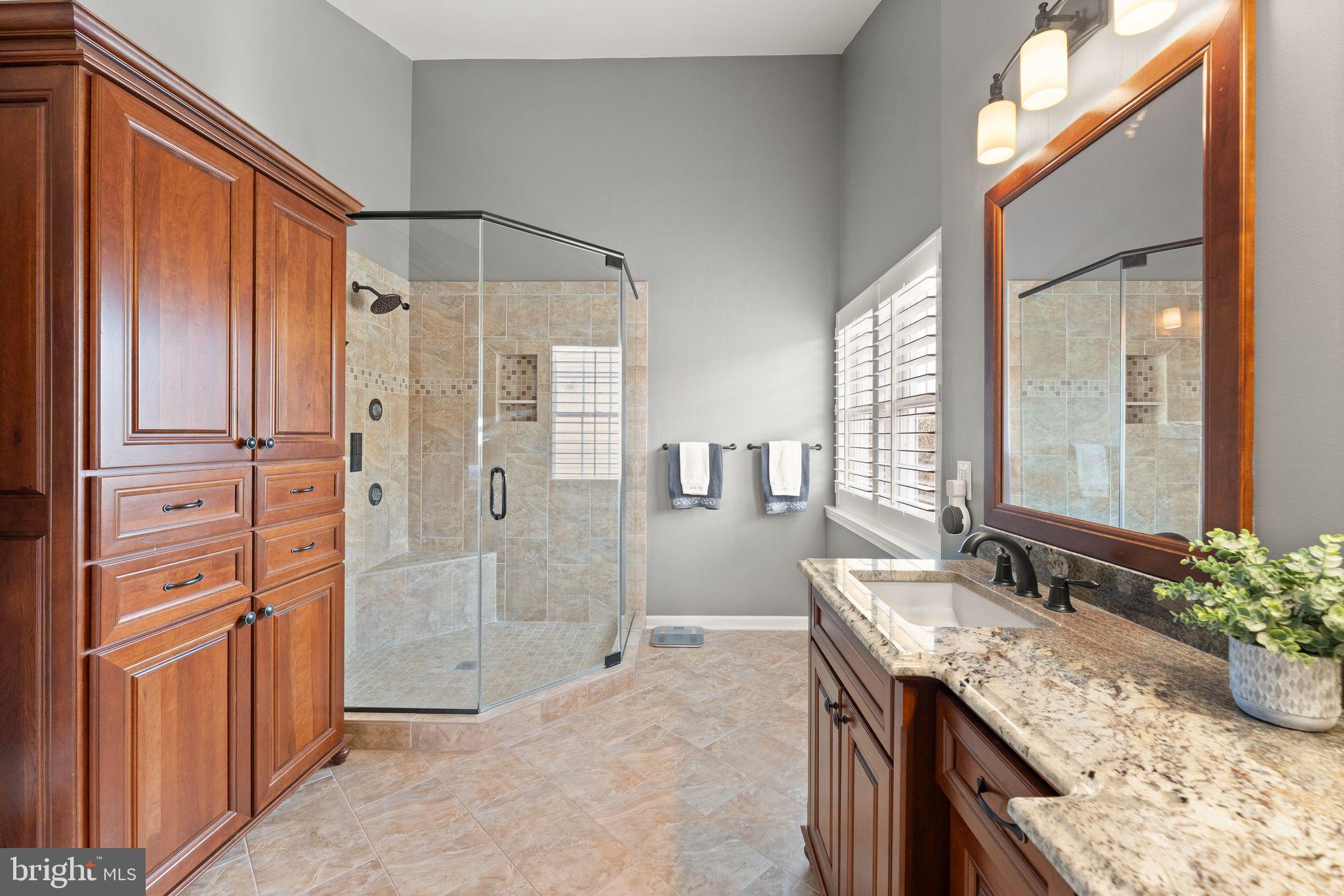 BELMONT COUNTRY CLUB - Residential