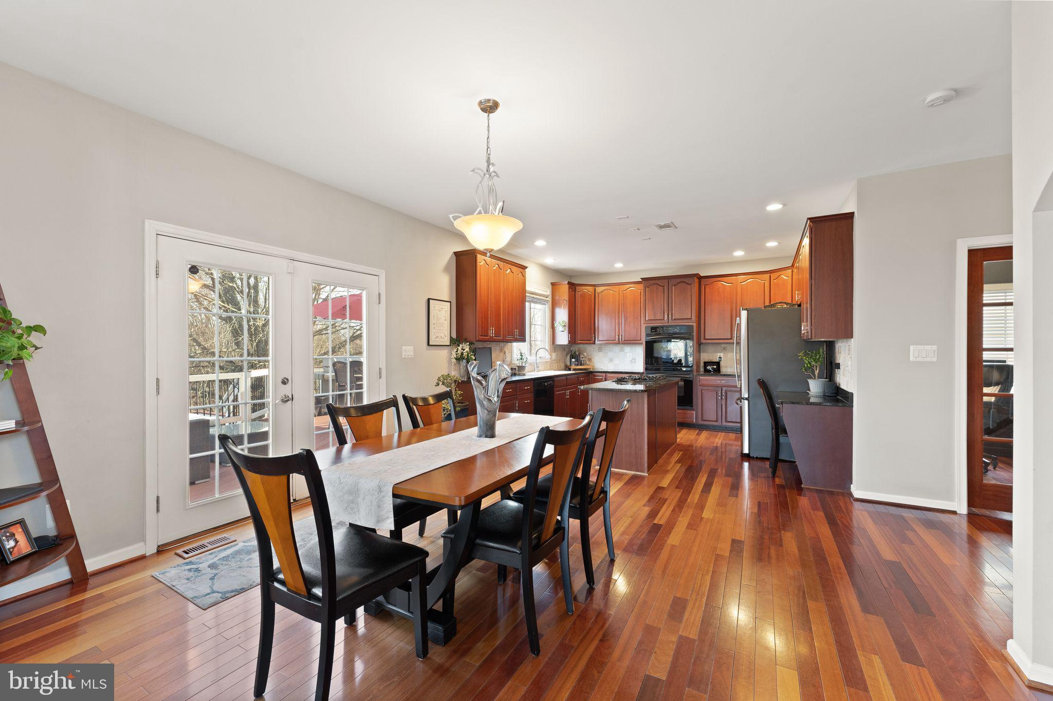 BELMONT COUNTRY CLUB - Residential