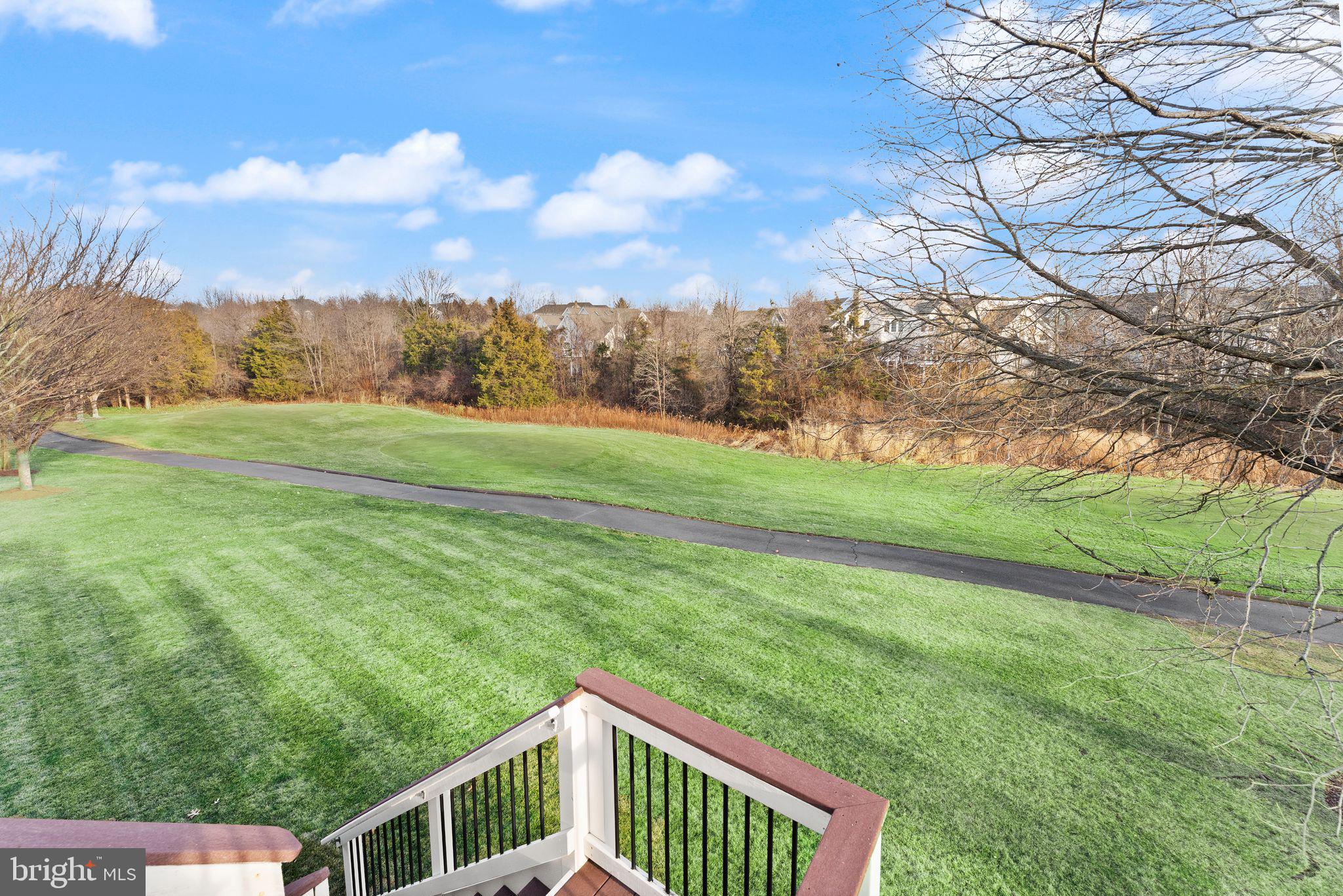 43387 LA BELLE PLACE