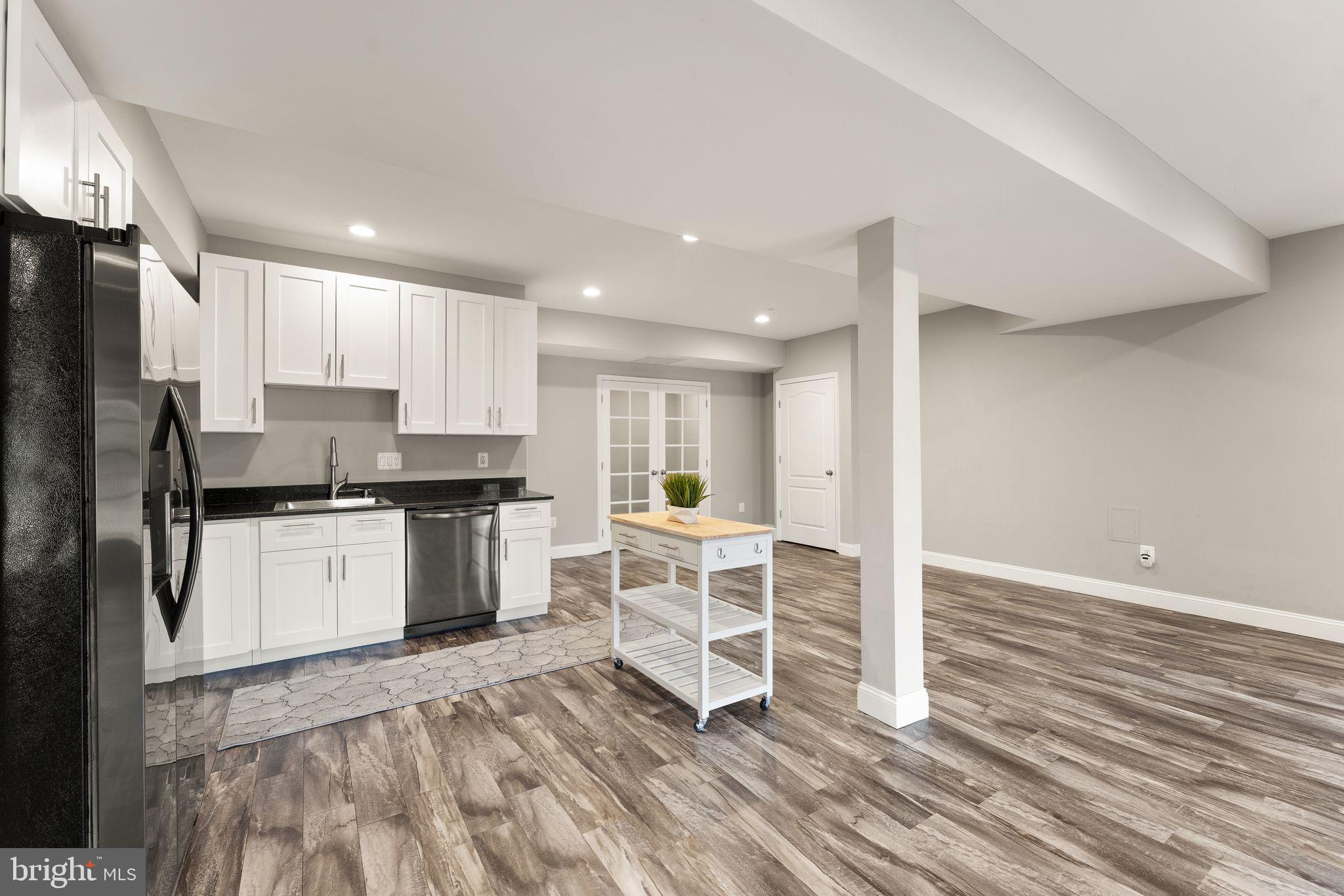 BELMONT COUNTRY CLUB - Residential