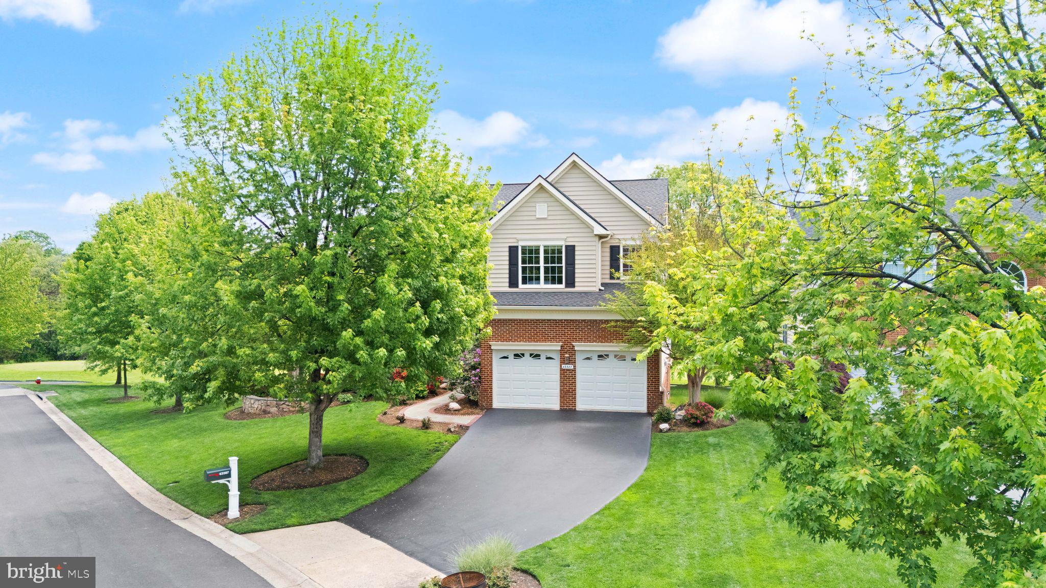 BELMONT COUNTRY CLUB - Residential